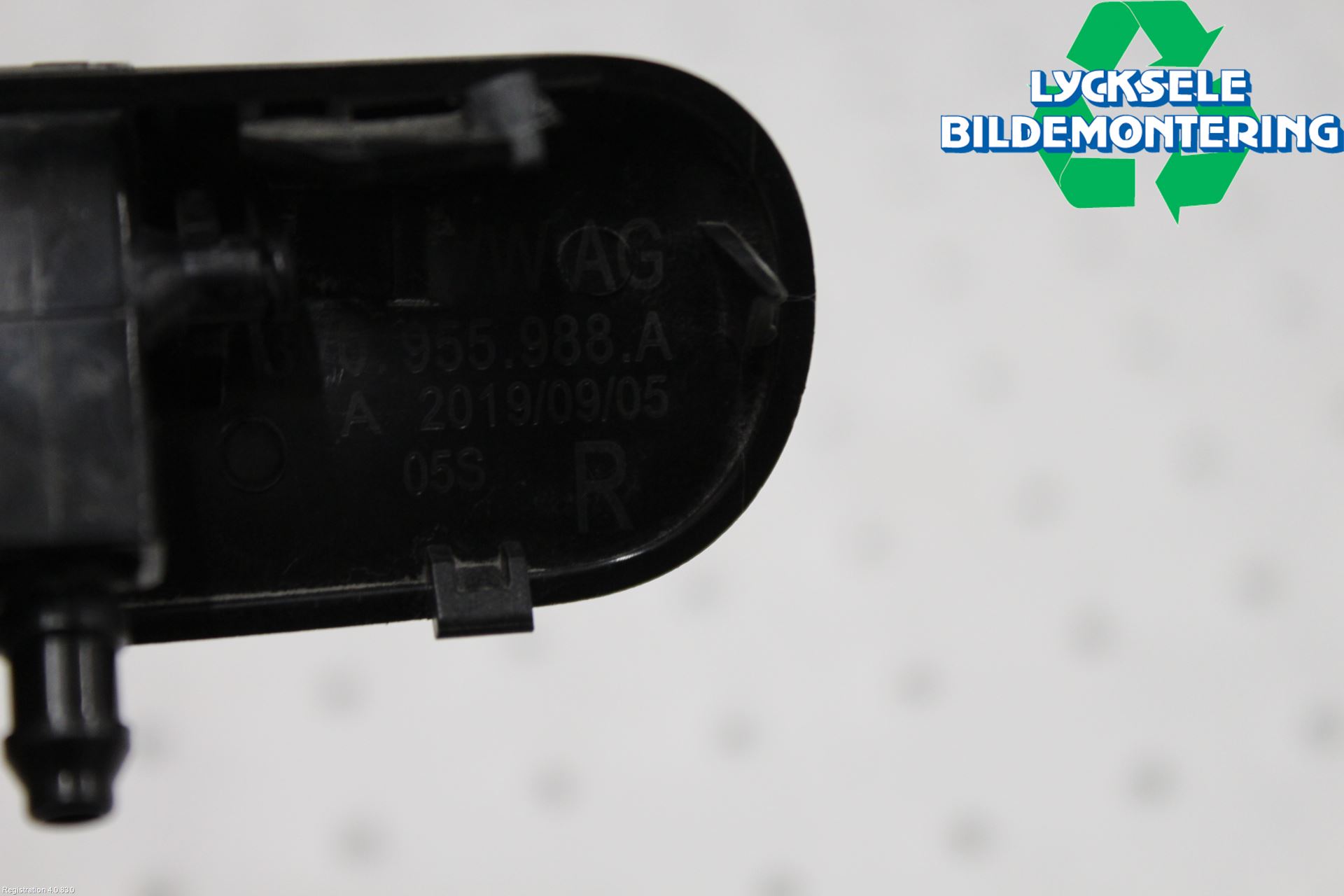 Skoda SUPERB 16-24 Spolarmunstycke Rutor