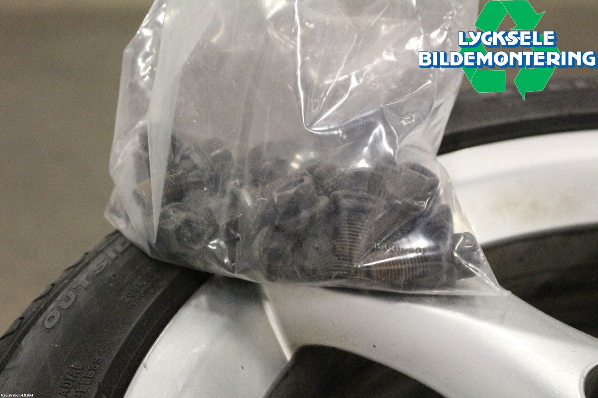 Mercedes-Benz MB B-KLASS (W246/W242) 12-19 Hjulmutter-Bult-Sats