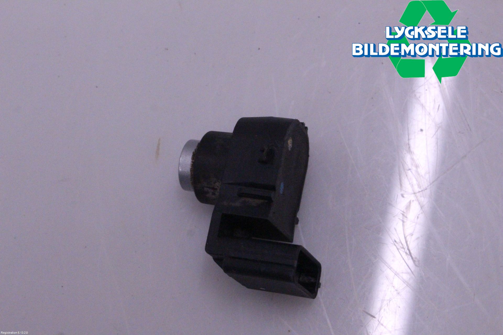 Kia STONIC 18->> Parkeringshjälp Backsensor