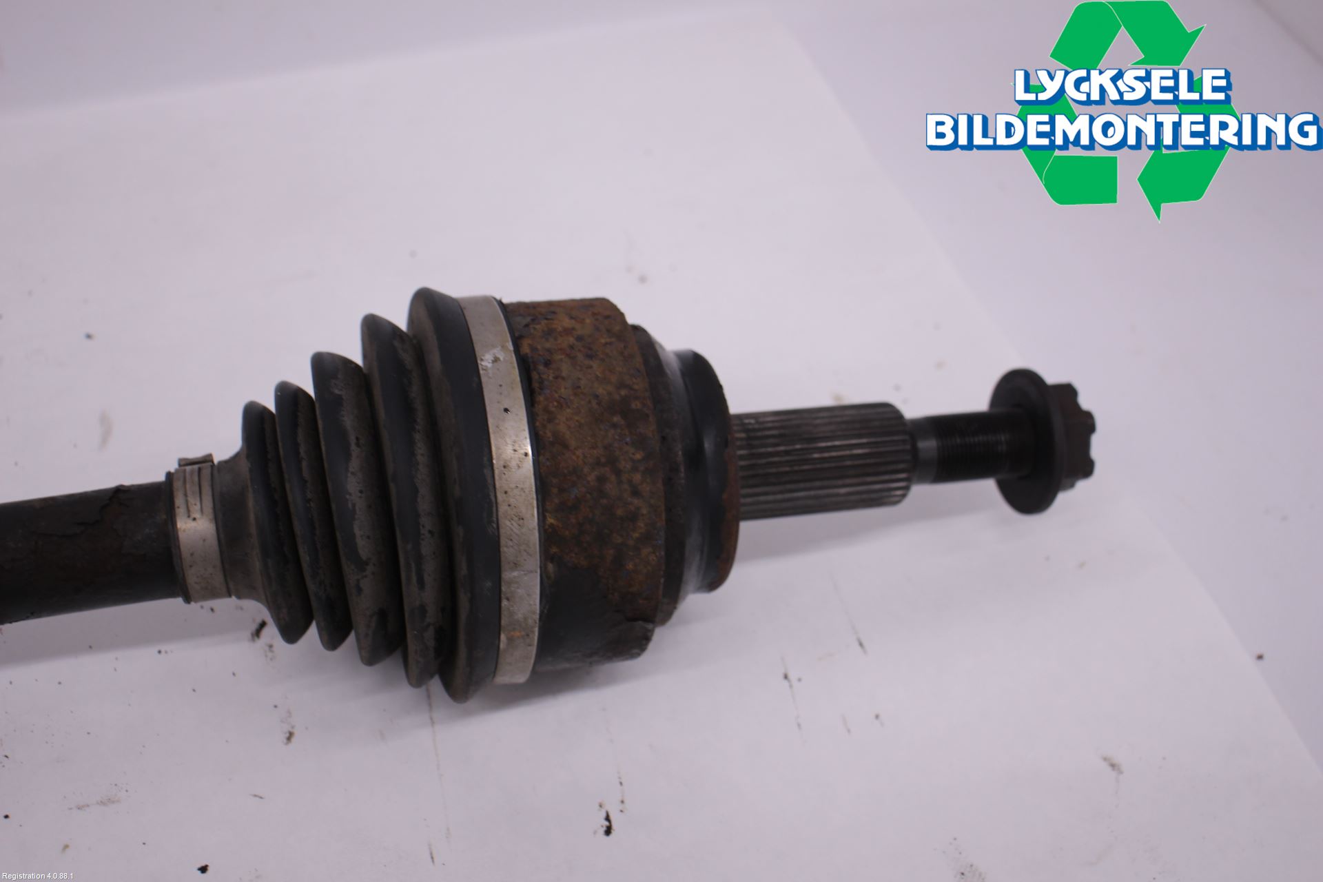 Jeep GRAND CHEROKEE 10-20 Drivaxel Bak Vänster