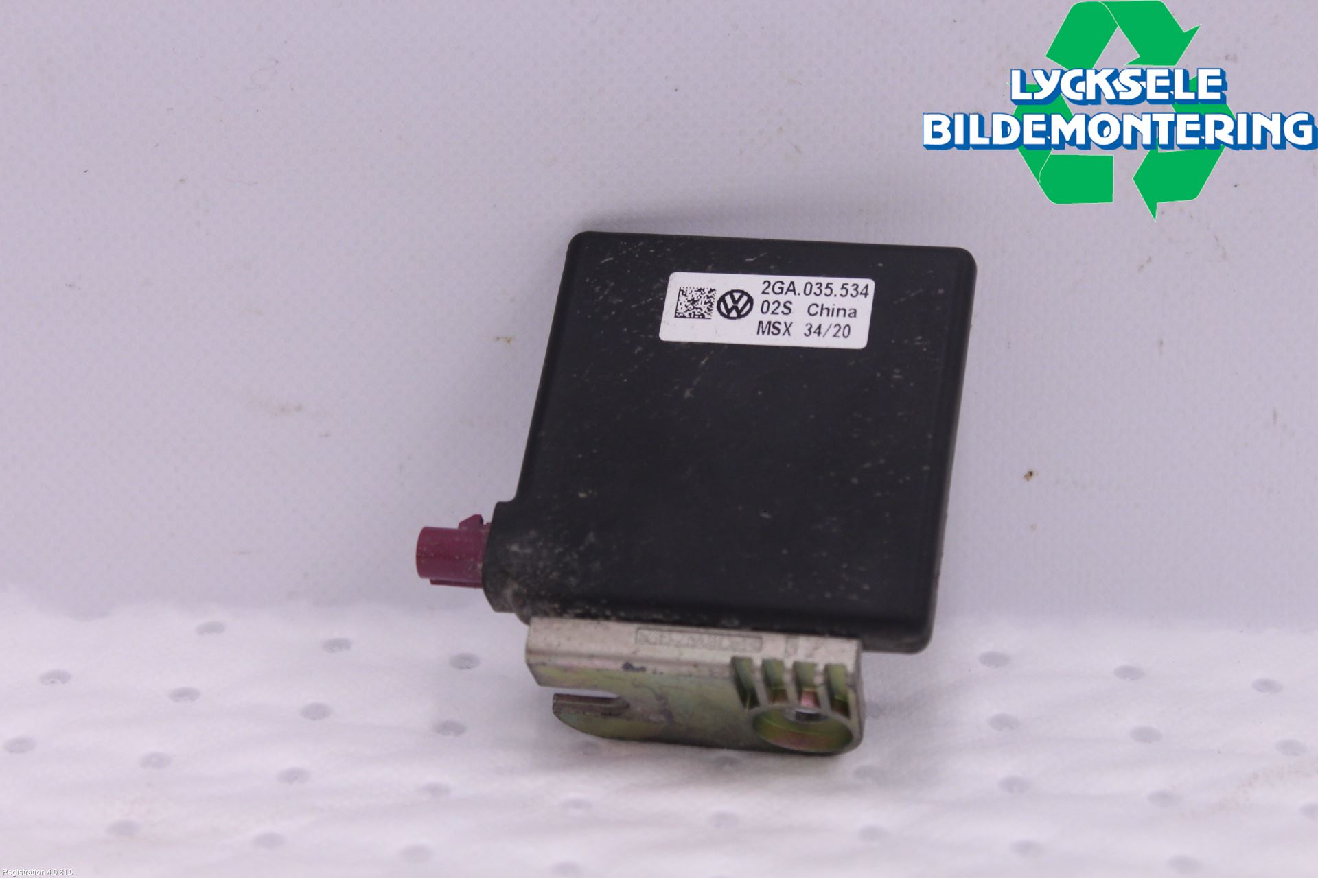 Volkswagen VW TOUAREG CR 18- Antenn