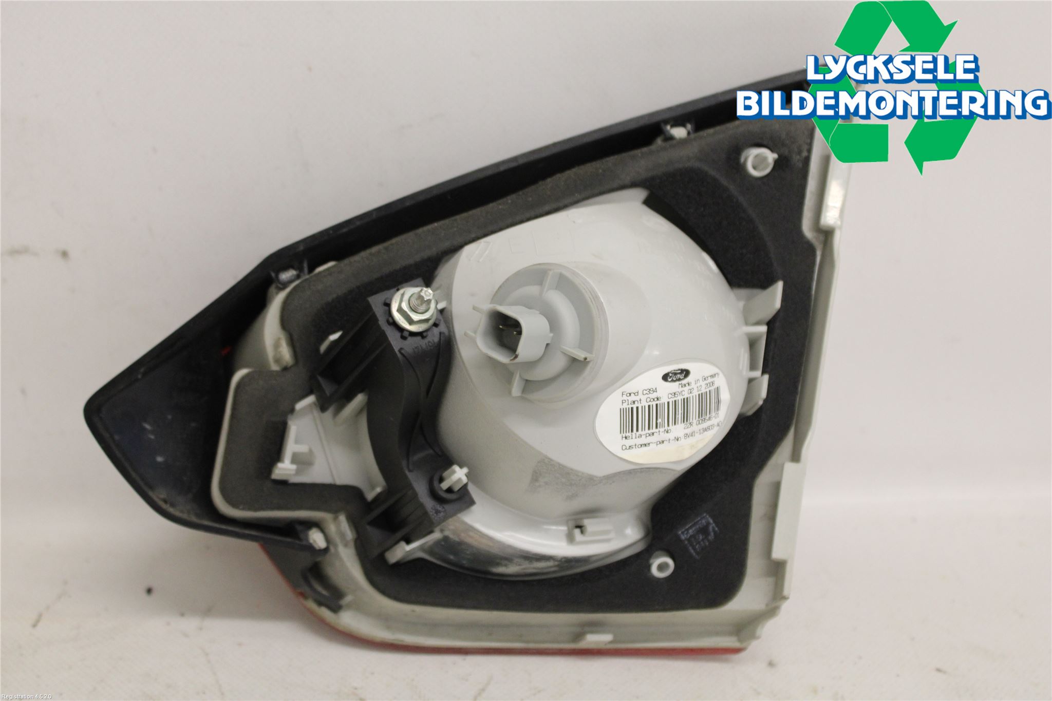 Ford KUGA 08-12 Bakljus Lucka Vä