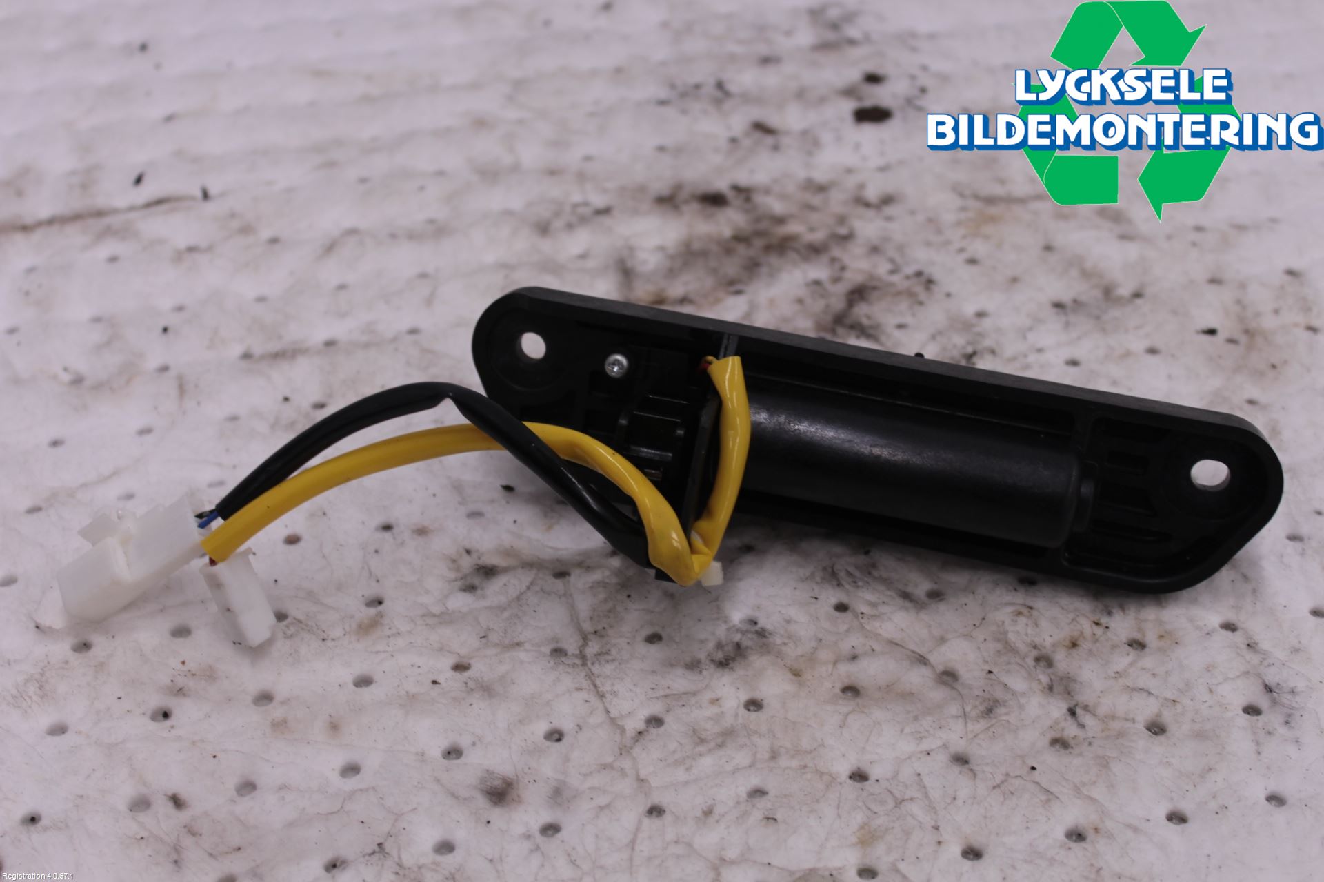 Mitsubishi OUTLANDER 07-12 Bakluckehandtag