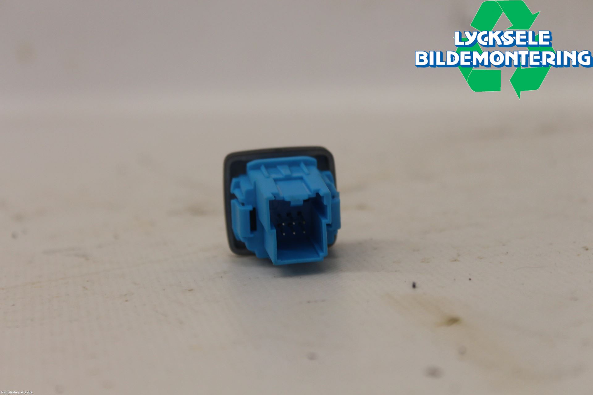 Ford MUSTANG Mach-E 21- Strömställare Baklucka