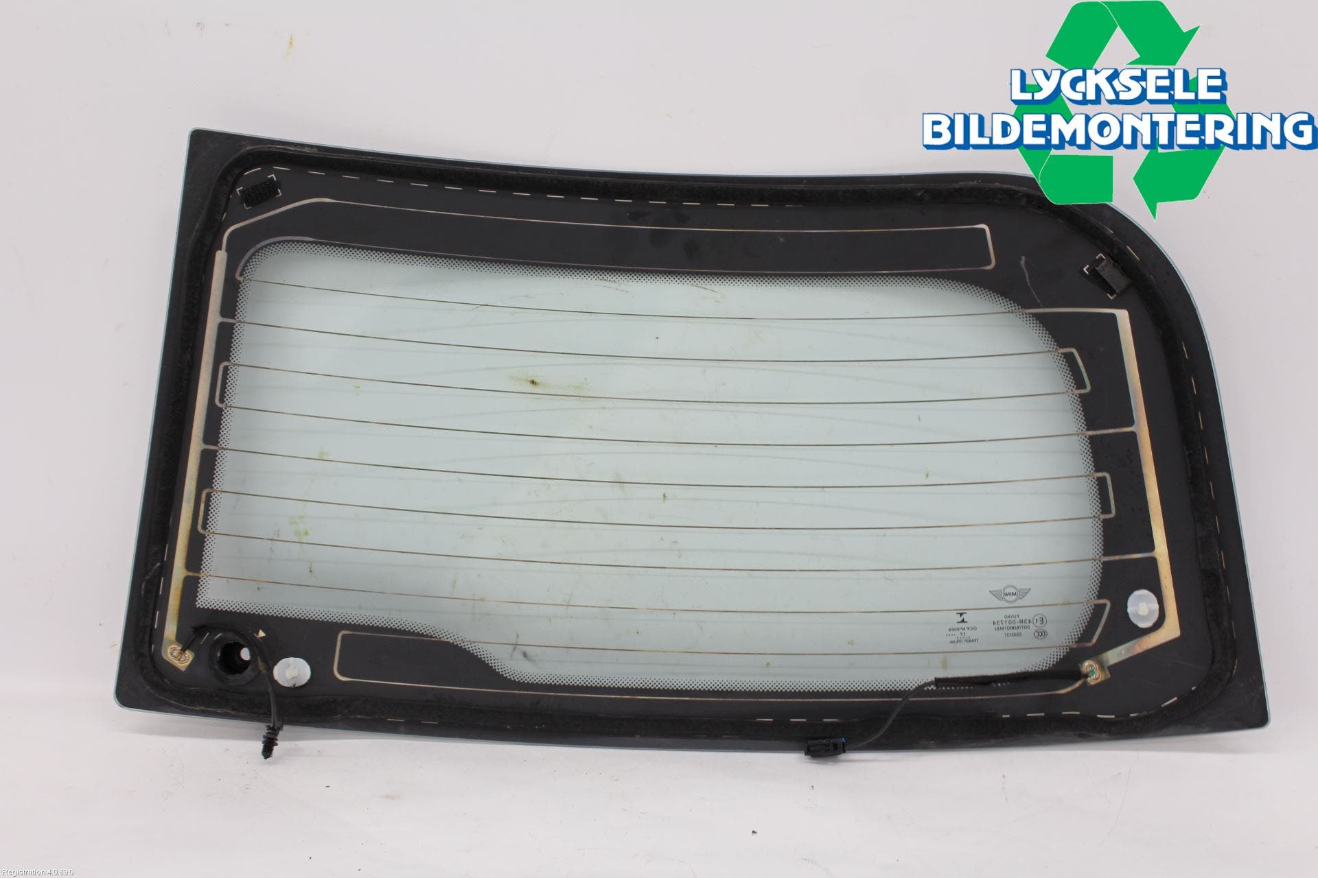 Mini COOPER CLUBMAN F54 16- Bakruta