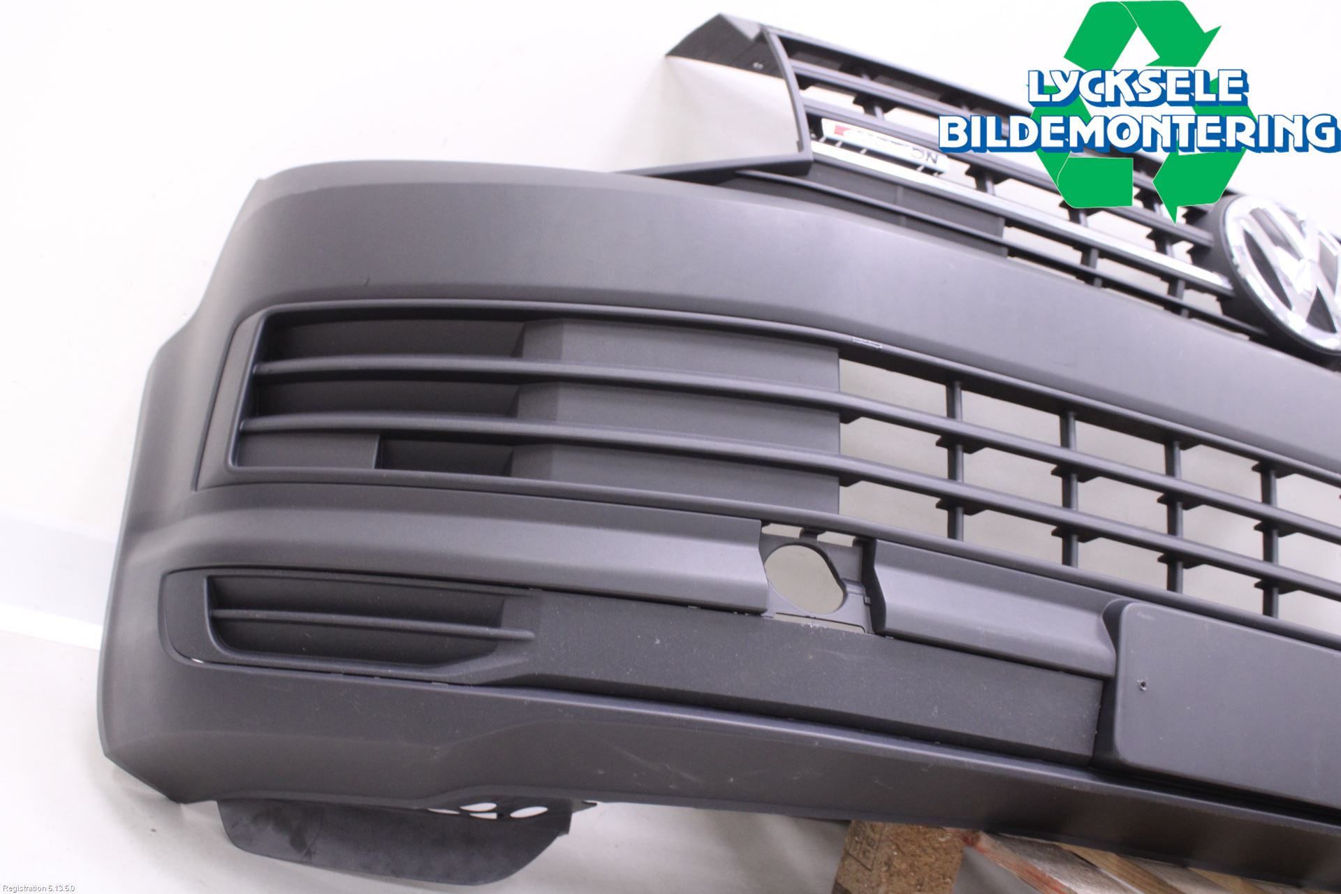Volkswagen VW TRANSP/CARAVELLE (T6) 16-22 Stötfångarbeklädnad Fram