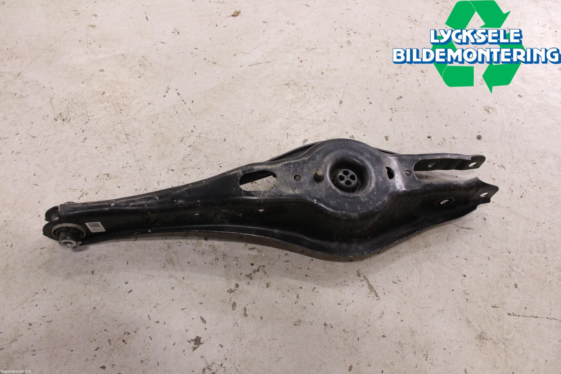 Volkswagen VW PASSAT 15-19 Bärarm Bak Höger