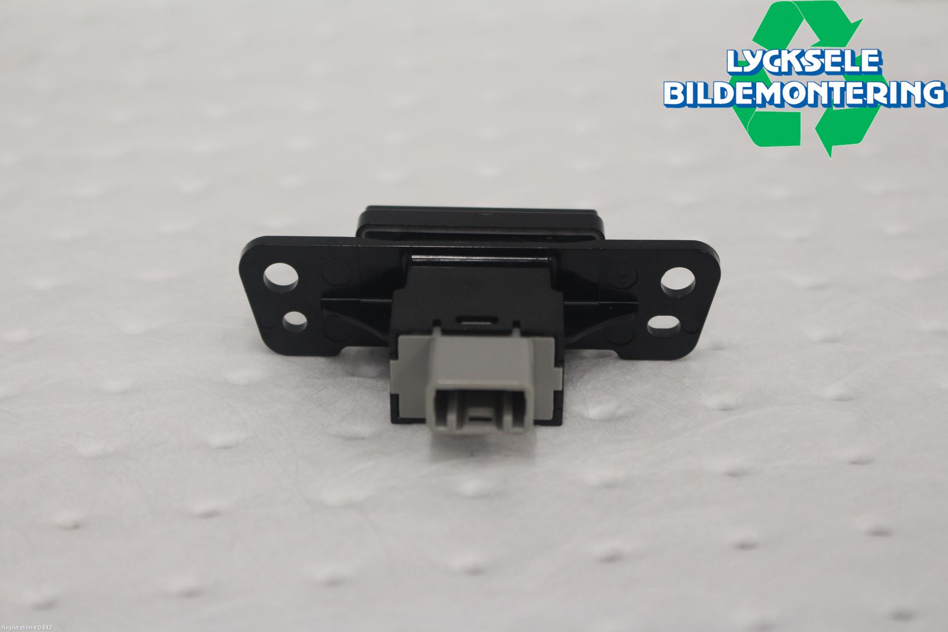 Mitsubishi OUTLANDER 13-21 Strömställare Varnings