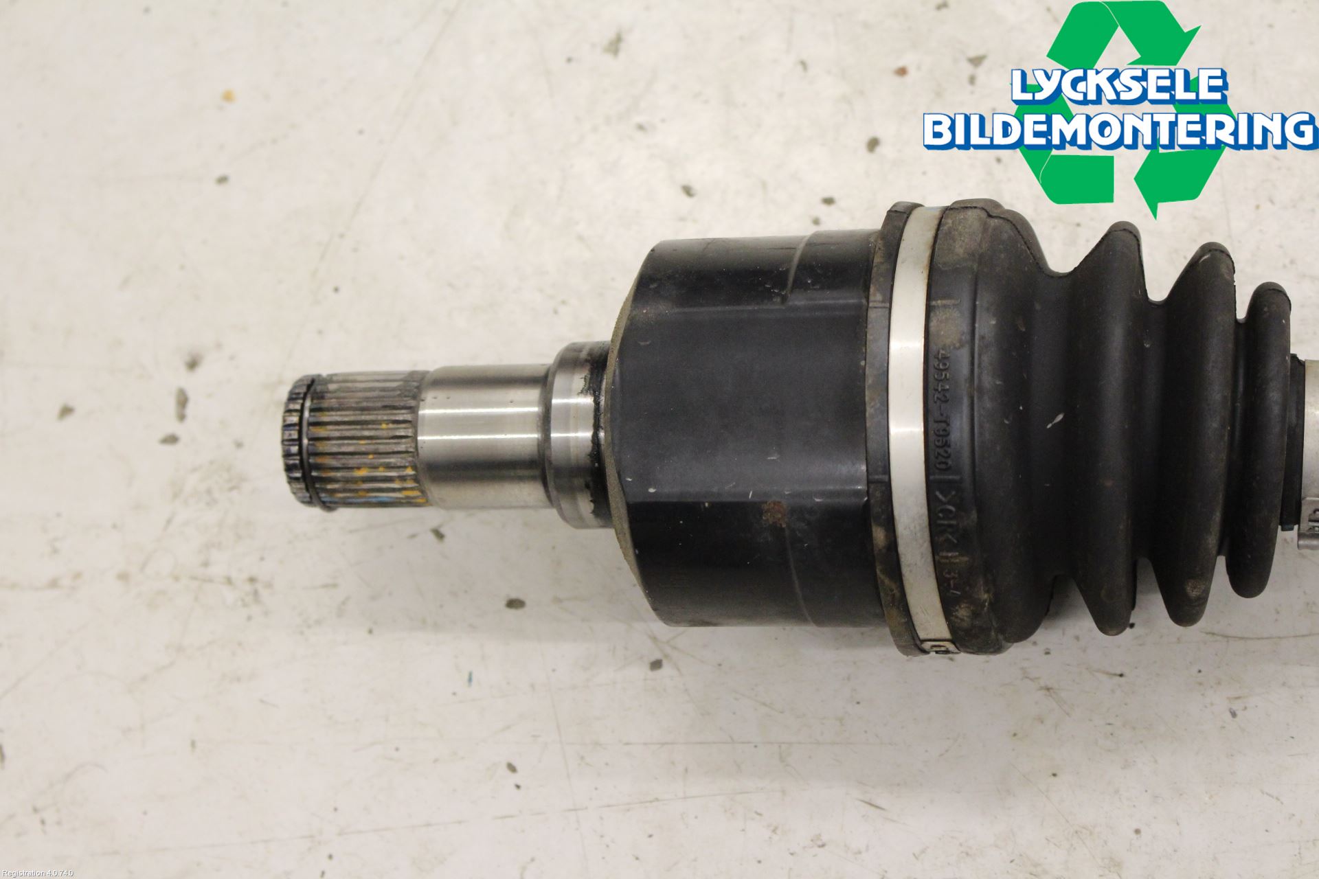 Hyundai i40 16-18 Drivaxel Fram Vänster