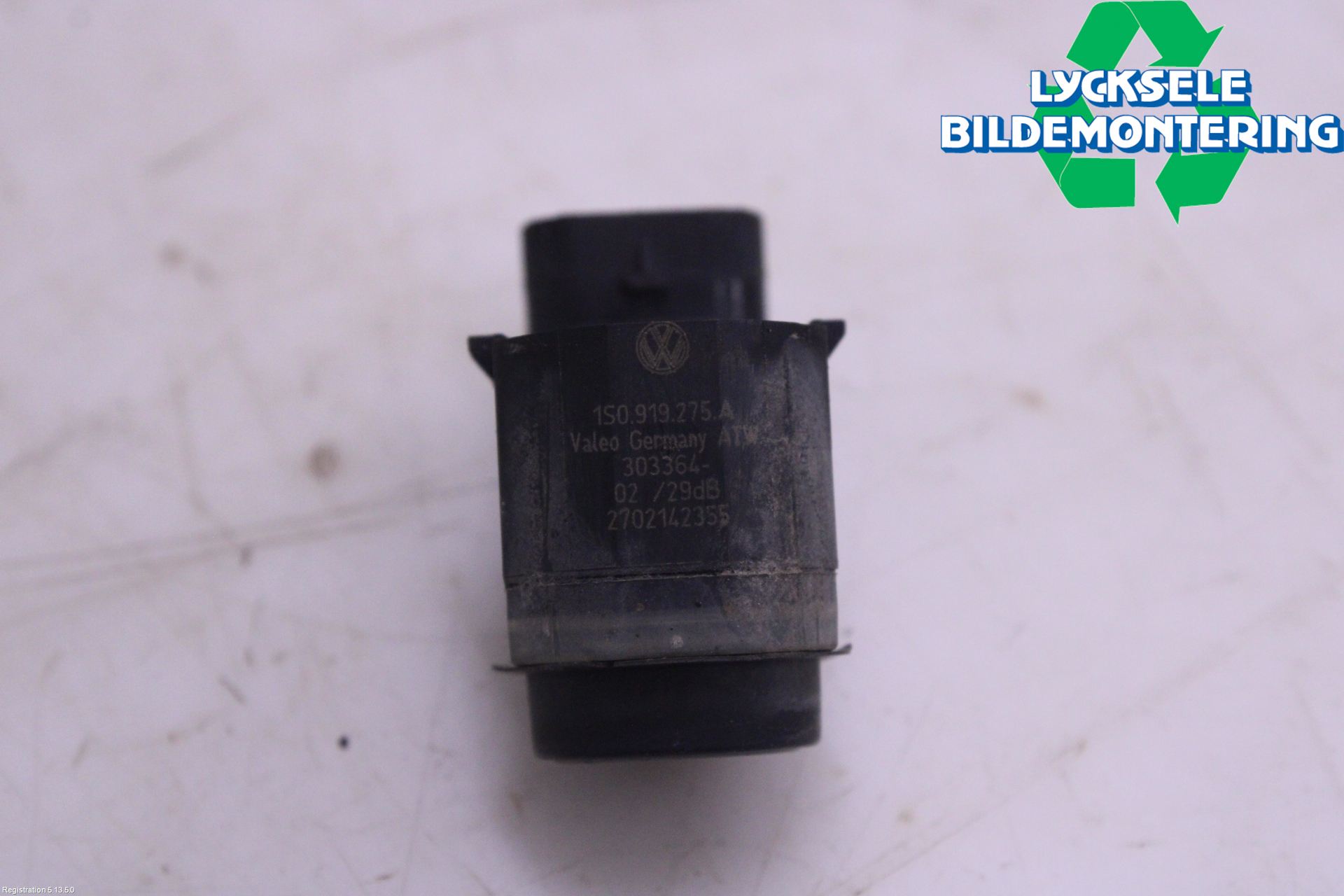 Audi A6 ALLROAD 12-18 Parkeringshjälp Frontsensor