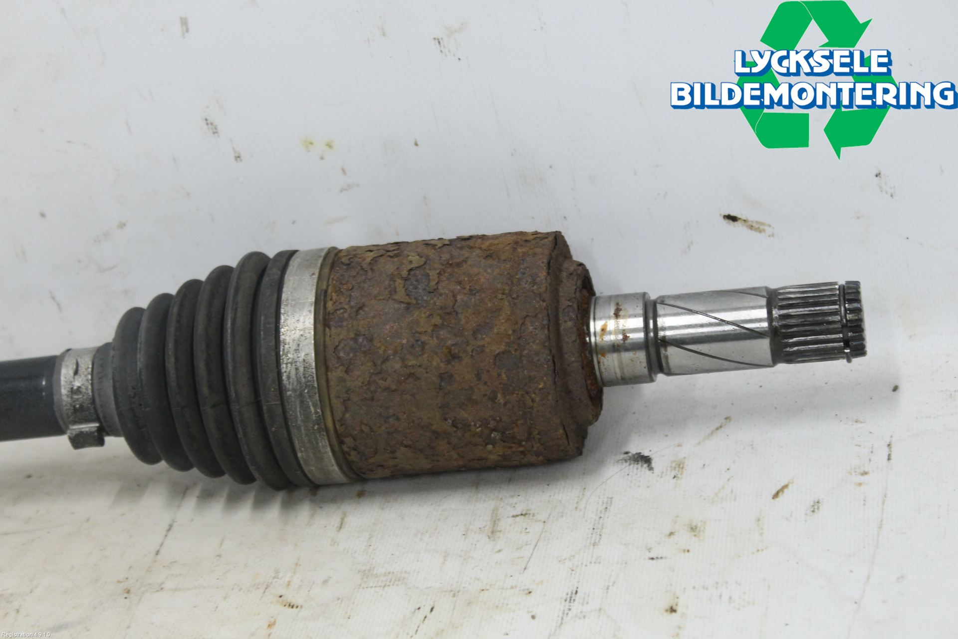 Volvo XC60 14-17 Drivaxel Bak Vänster