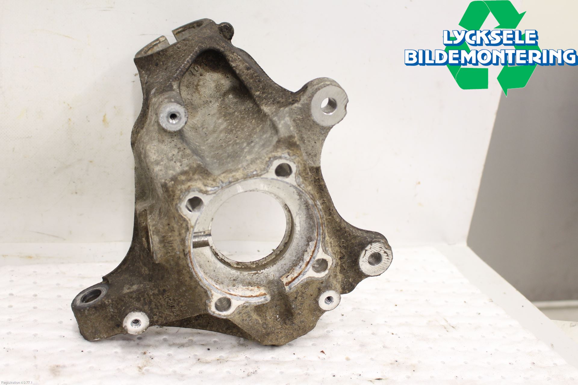 BMW 2 F45 Active Tourer 14-21 Styrspindel Lagerhus Hö