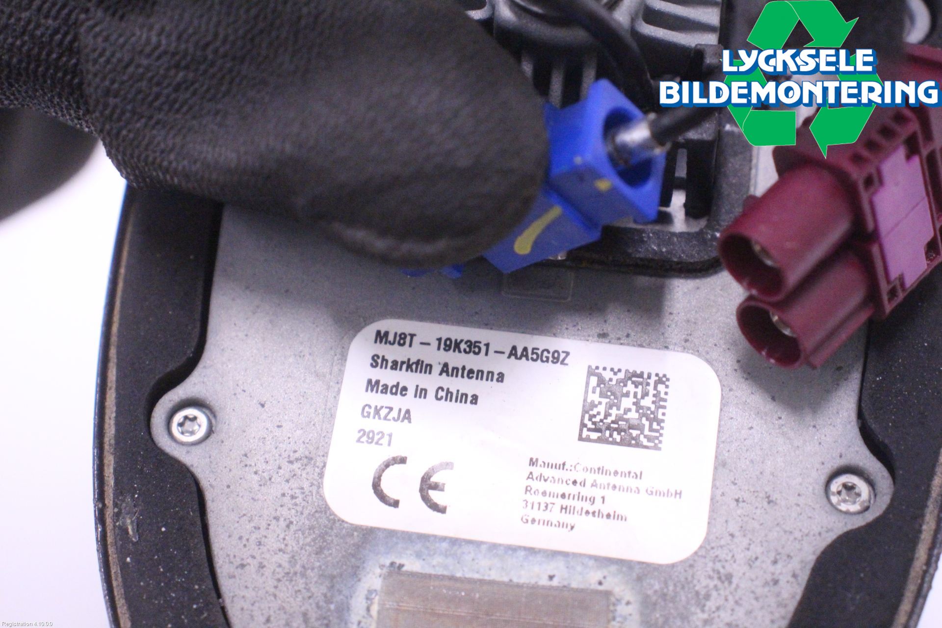 Ford MUSTANG Mach-E 21- Antenn El