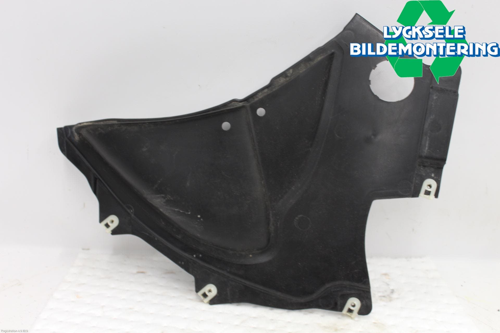 BMW 3 G20/G21/G80/G81 19- Skärm Inner