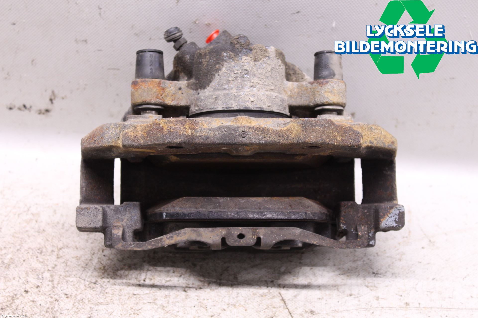 Ford KUGA 13-16 Bromsok Fram Vänster