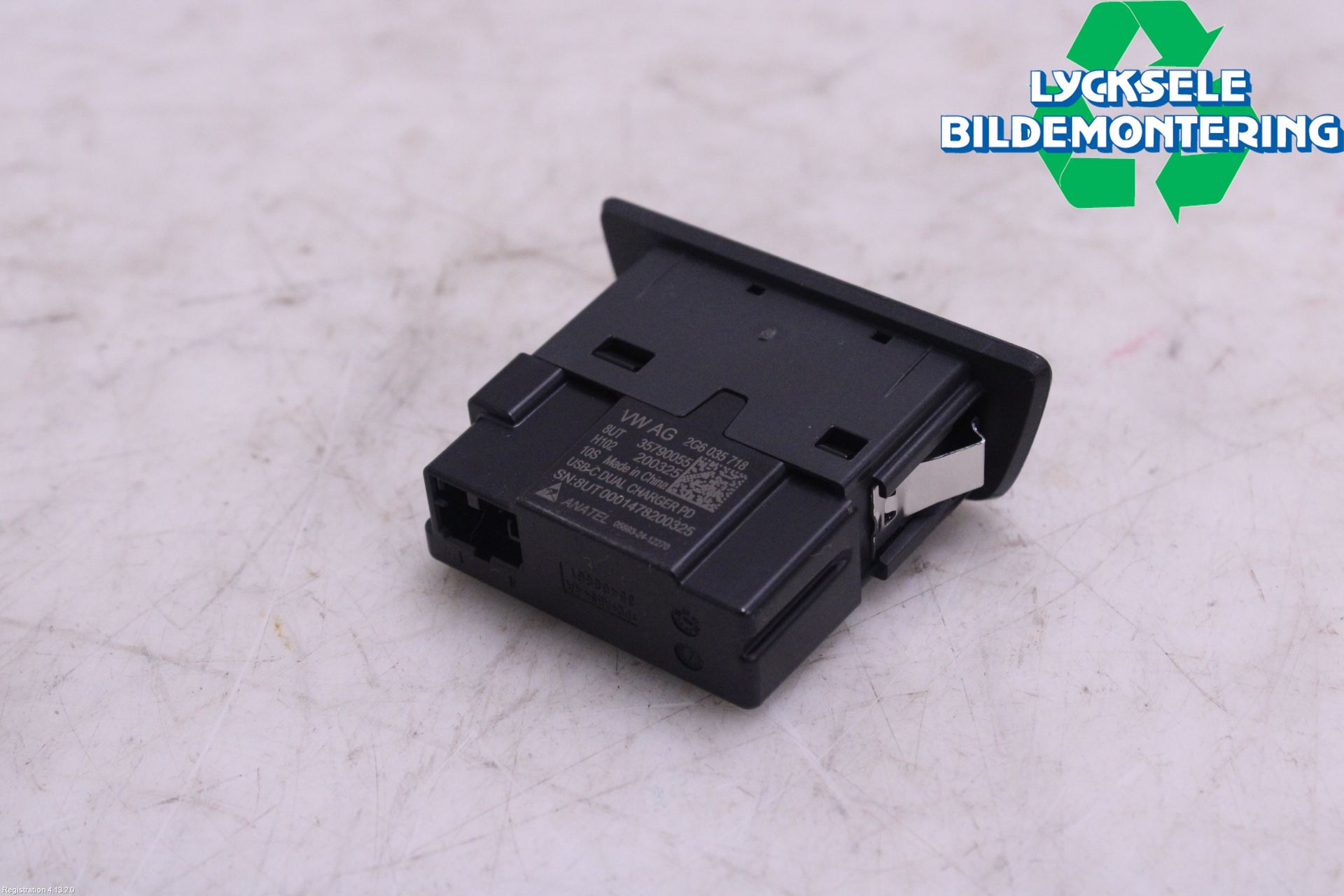Volkswagen VW PASSAT 24- Usb Connection