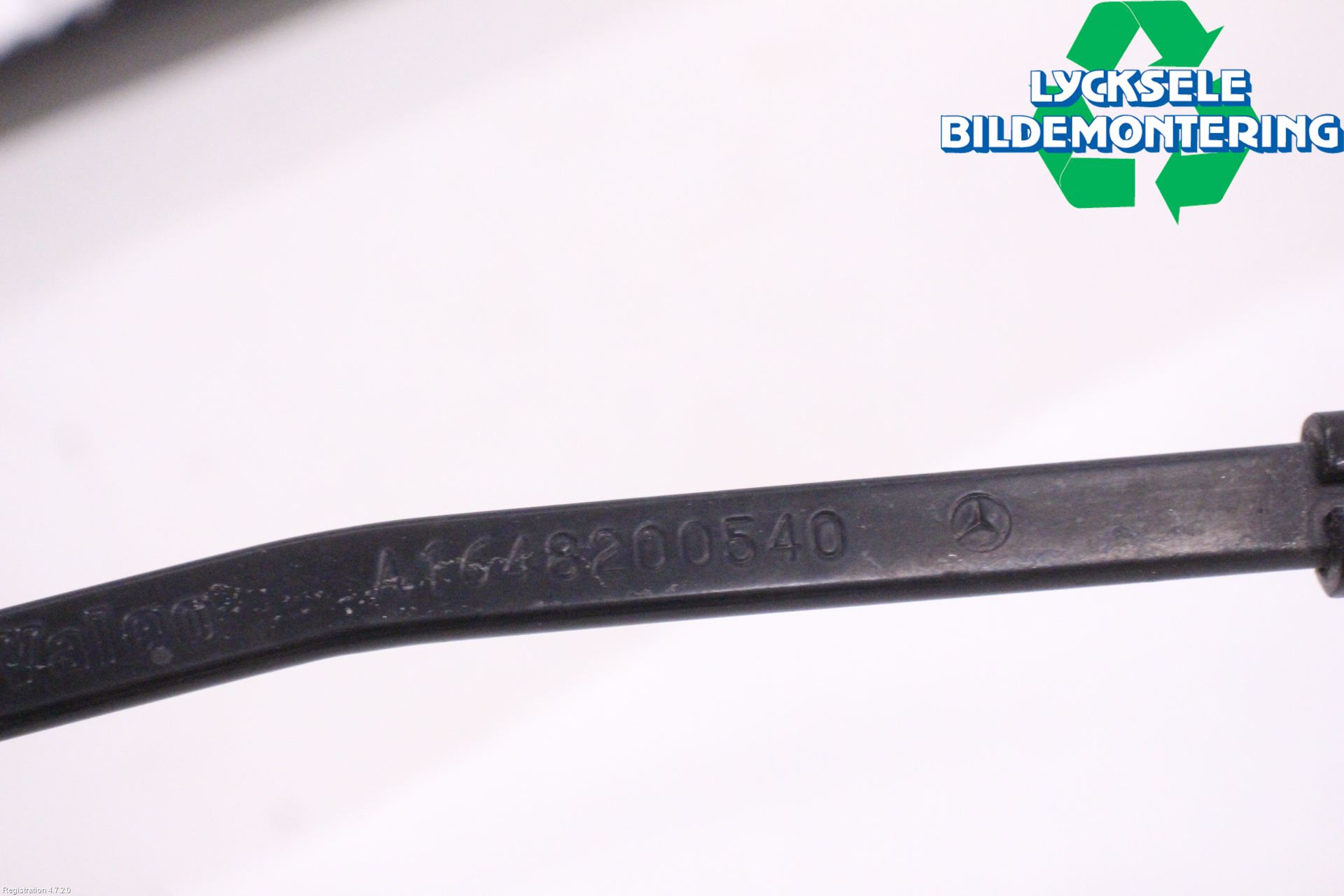 Mercedes-Benz MB ML (W164) 05-11 Torkararm Armar Vindruta
