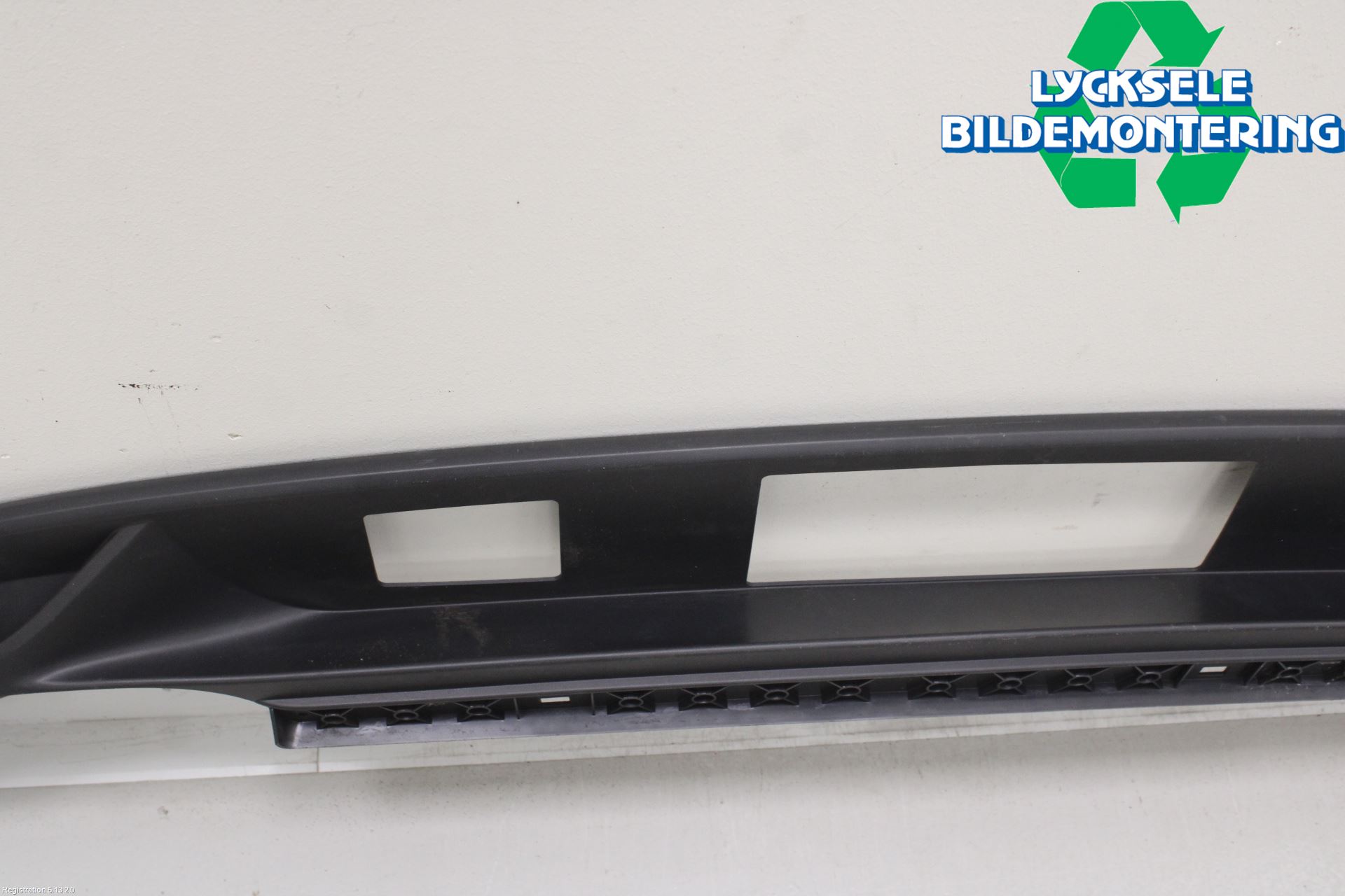 Volkswagen VW GOLF / E-GOLF VIII 20- Spoiler Bak