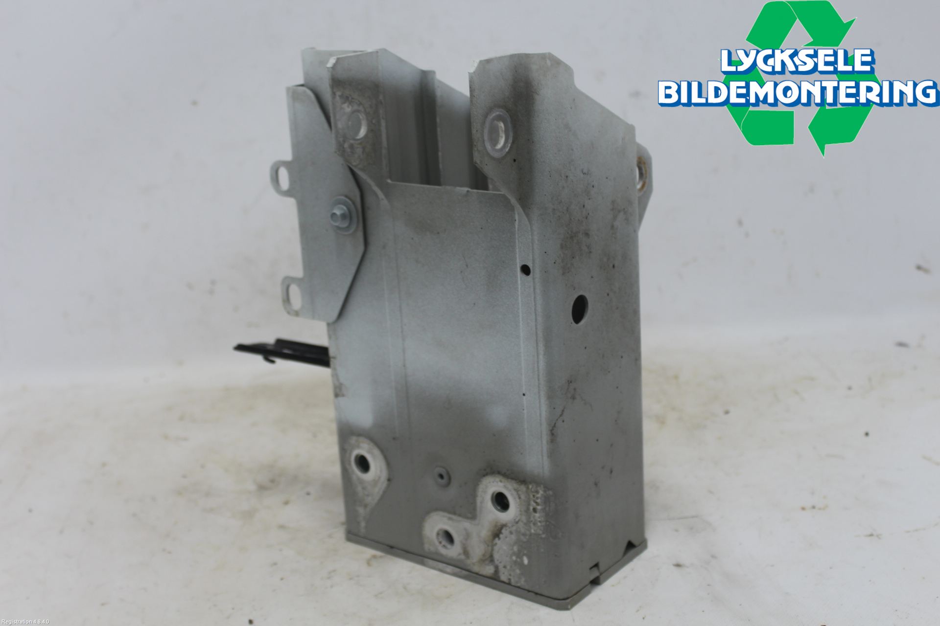 Volvo V60 19- Stötfångarbärjärn Fram