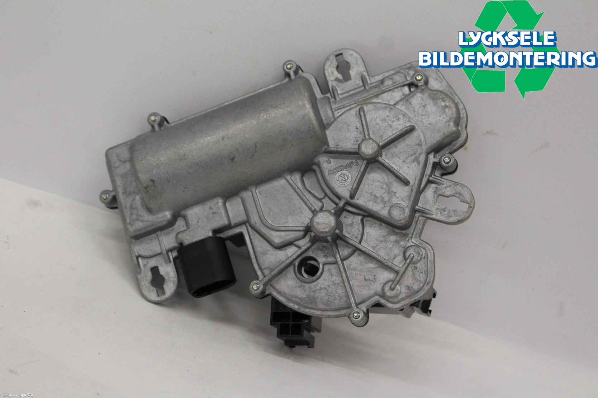 Audi A6 F2/C8 19- Bakluckeöppnare Automatisk