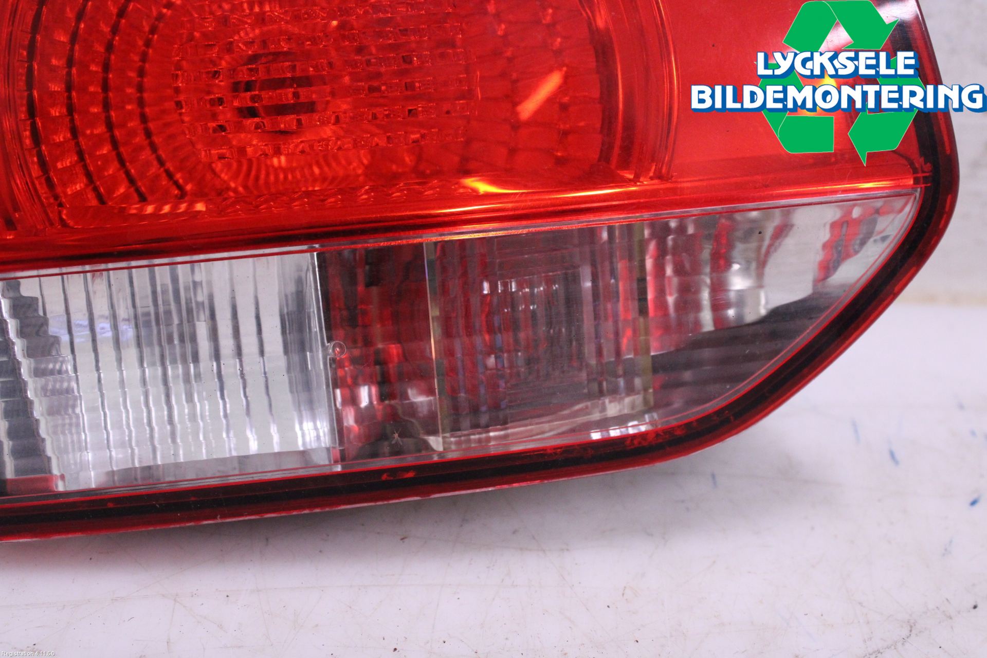 Volkswagen VW GOLF VI 09-13 Bakljus Lucka Vä