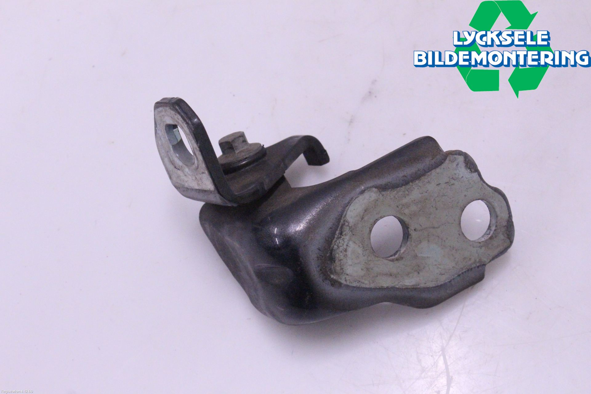 Ford KUGA 17-19 Dörrgångjärn