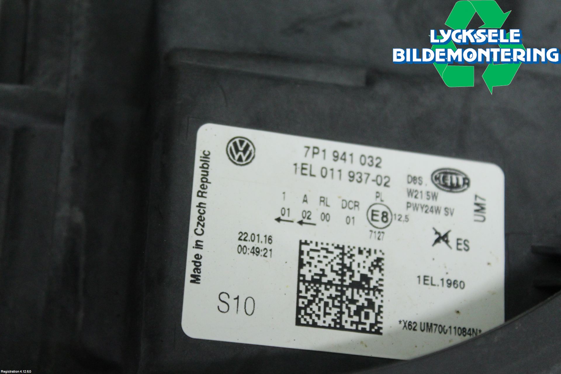 Volkswagen VW TOUAREG 7P 11-18 Strålkastare Höger