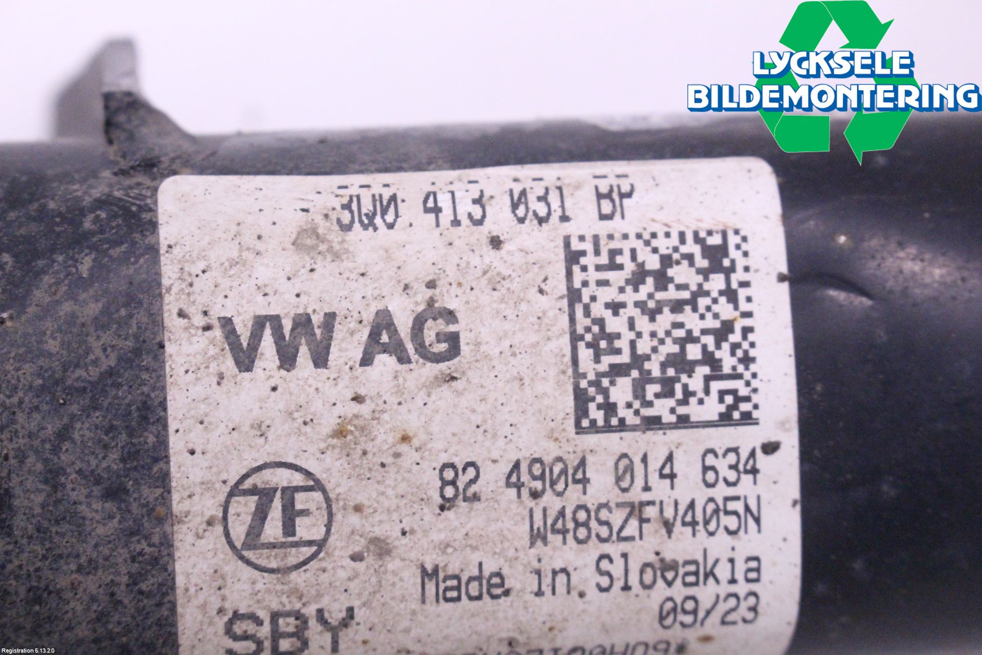 Volkswagen VW PASSAT 20-24 Fjäderben Fram Höger