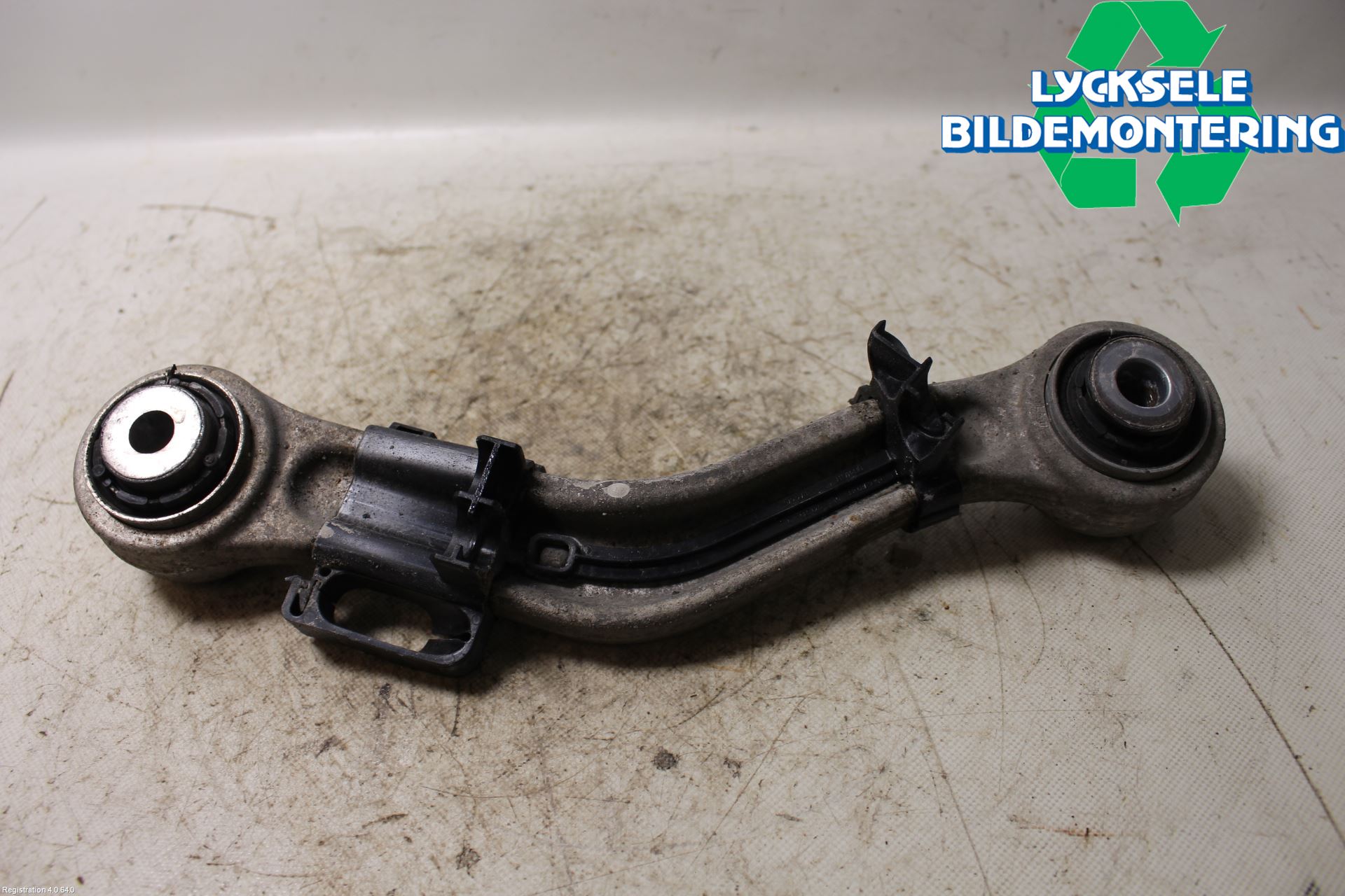 BMW 5 F10/F11/F18 09-17 Bärarm Bak Vänster