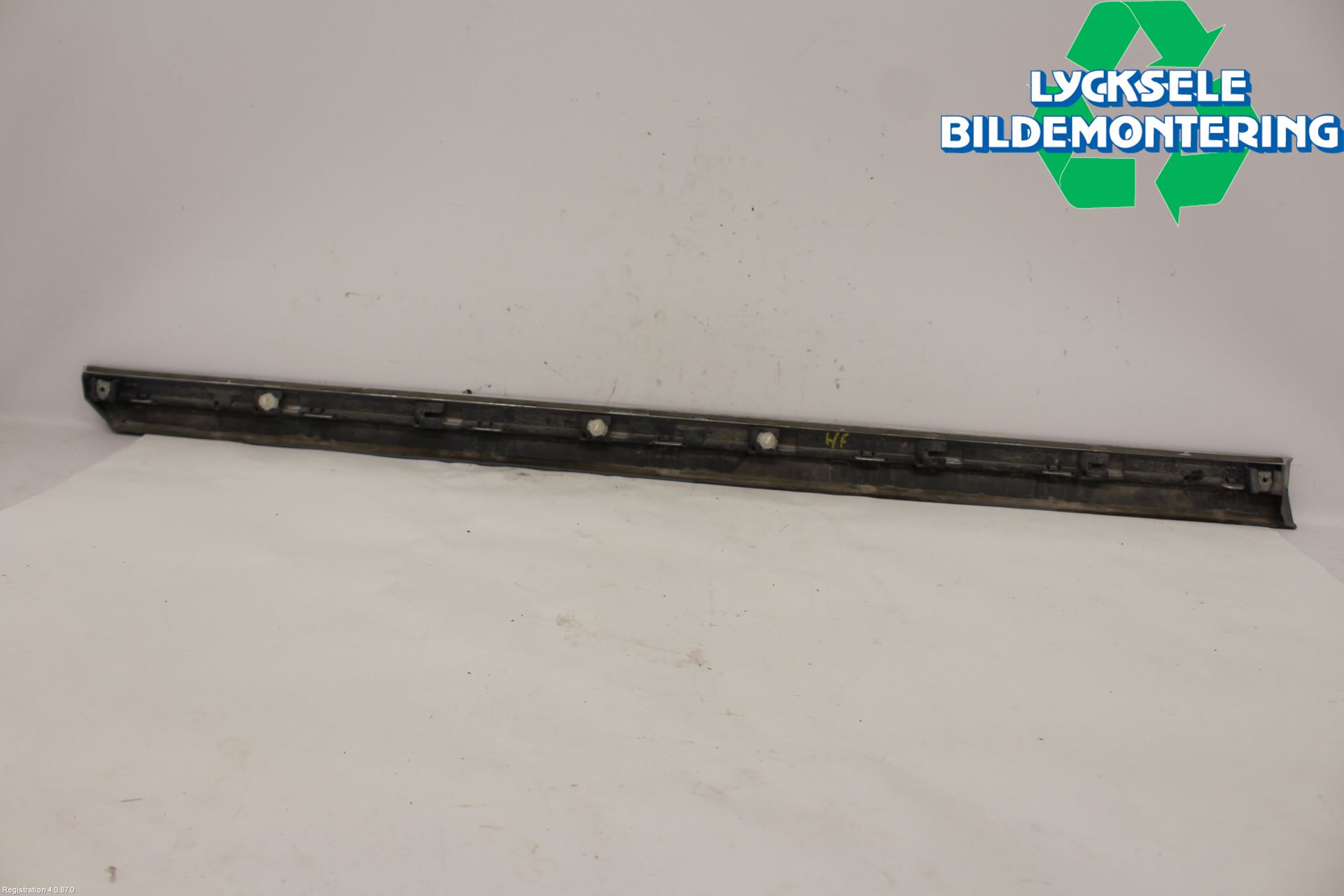 Volkswagen VW PASSAT 20-24 Dörr Dekorlist Fram Hö