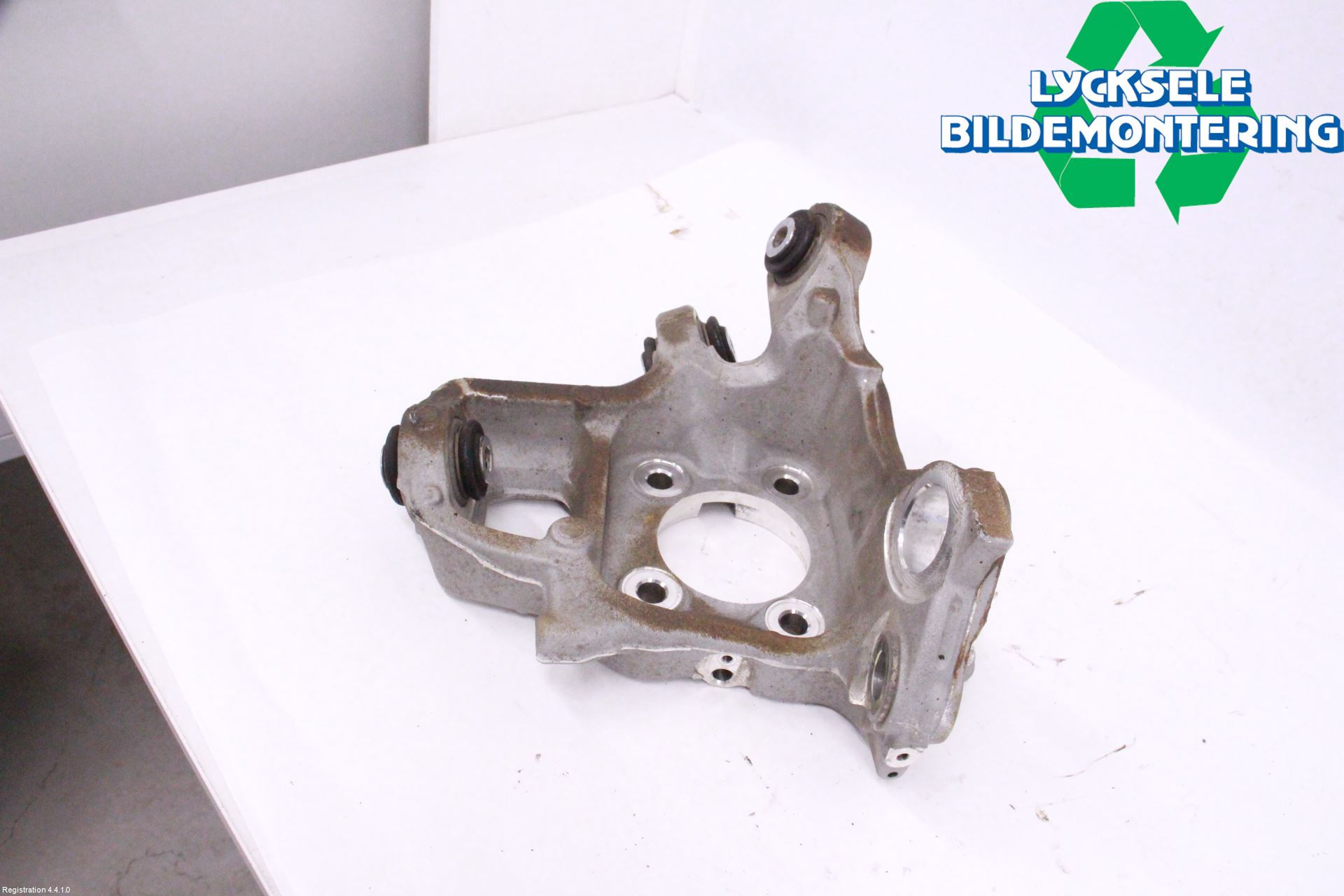 Mazda CX-60 22- Hjullagerhus-Spindel Hö B