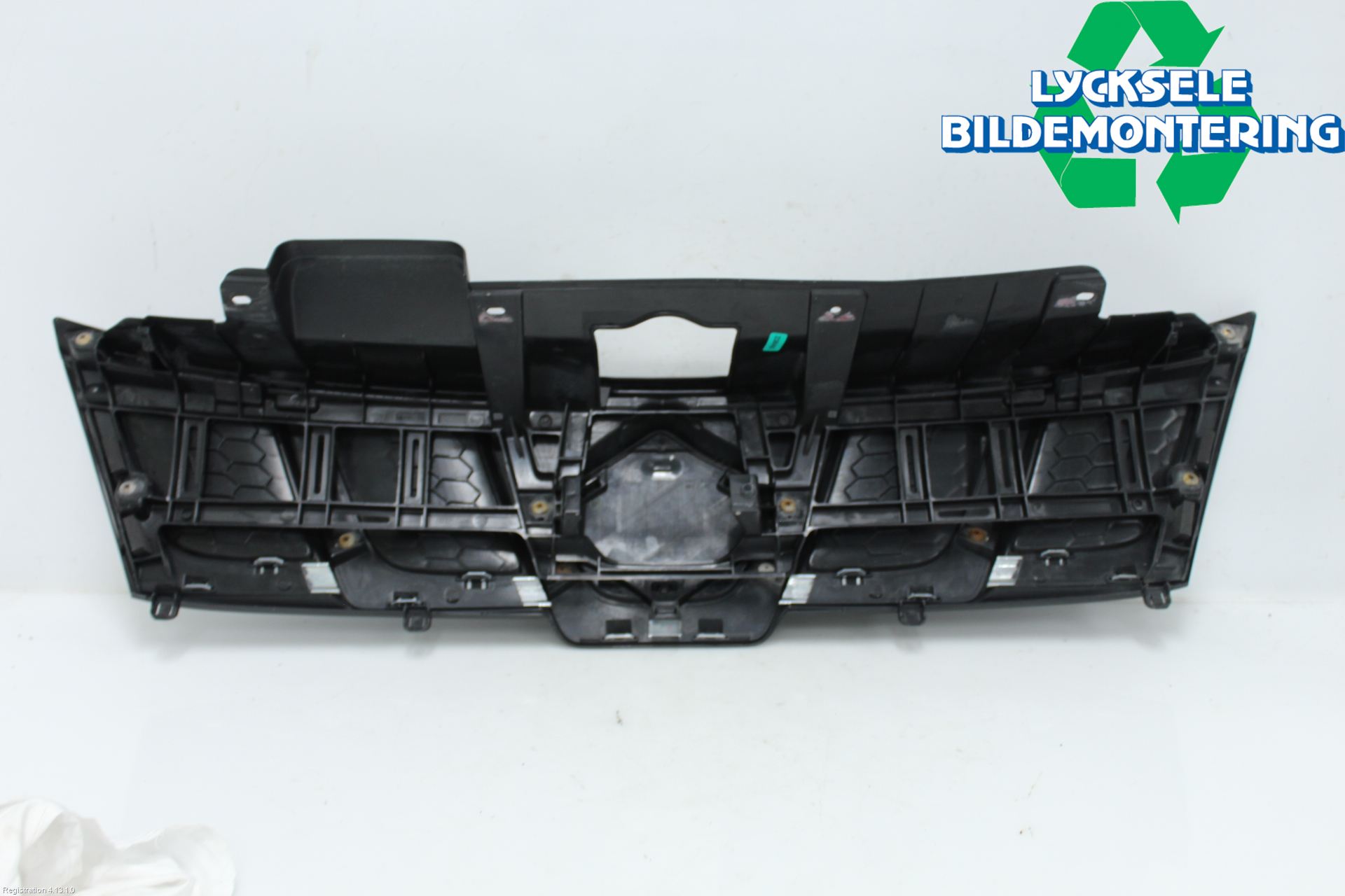 Suzuki VITARA 15- Grill Komp