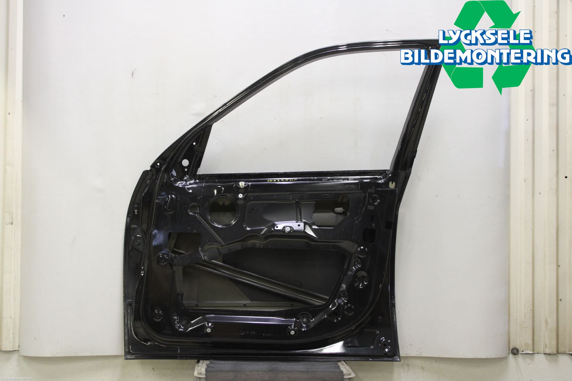BMW X5 E70 07-13 Dörr Fram Höger