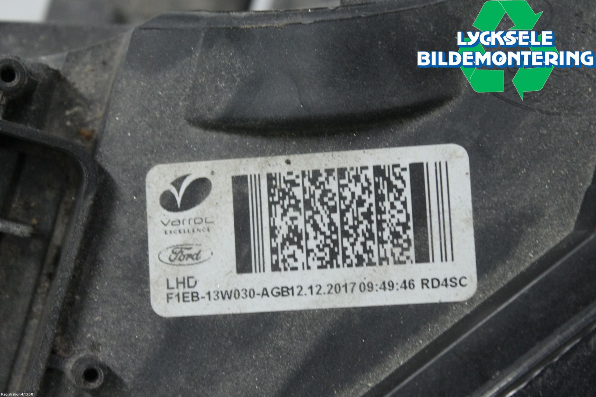 Ford FOCUS 15-18 Strålkastare Vänster