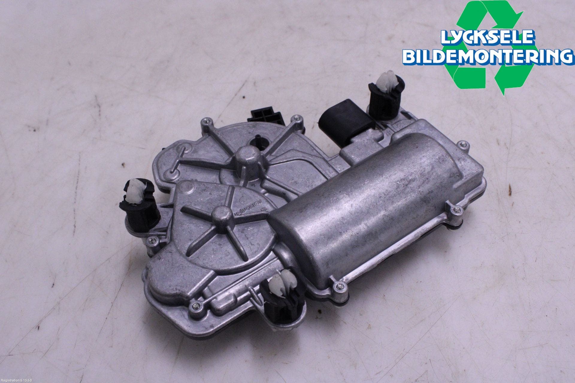 Volkswagen VW GOLF / E-GOLF VIII 20- Bakluckeöppnare Automatisk