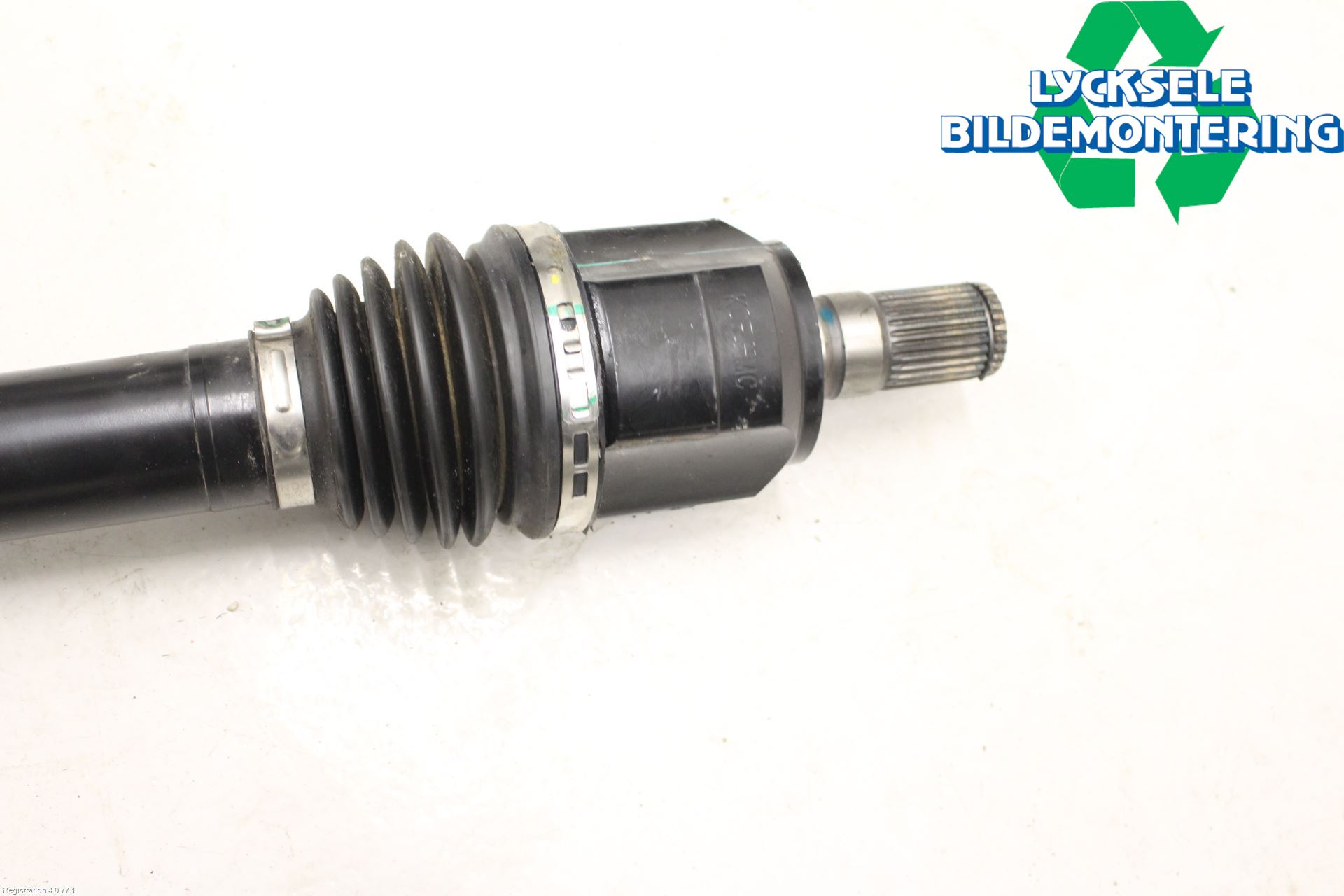 Kia OPTIMA 16-20 Drivaxel Fram Höger