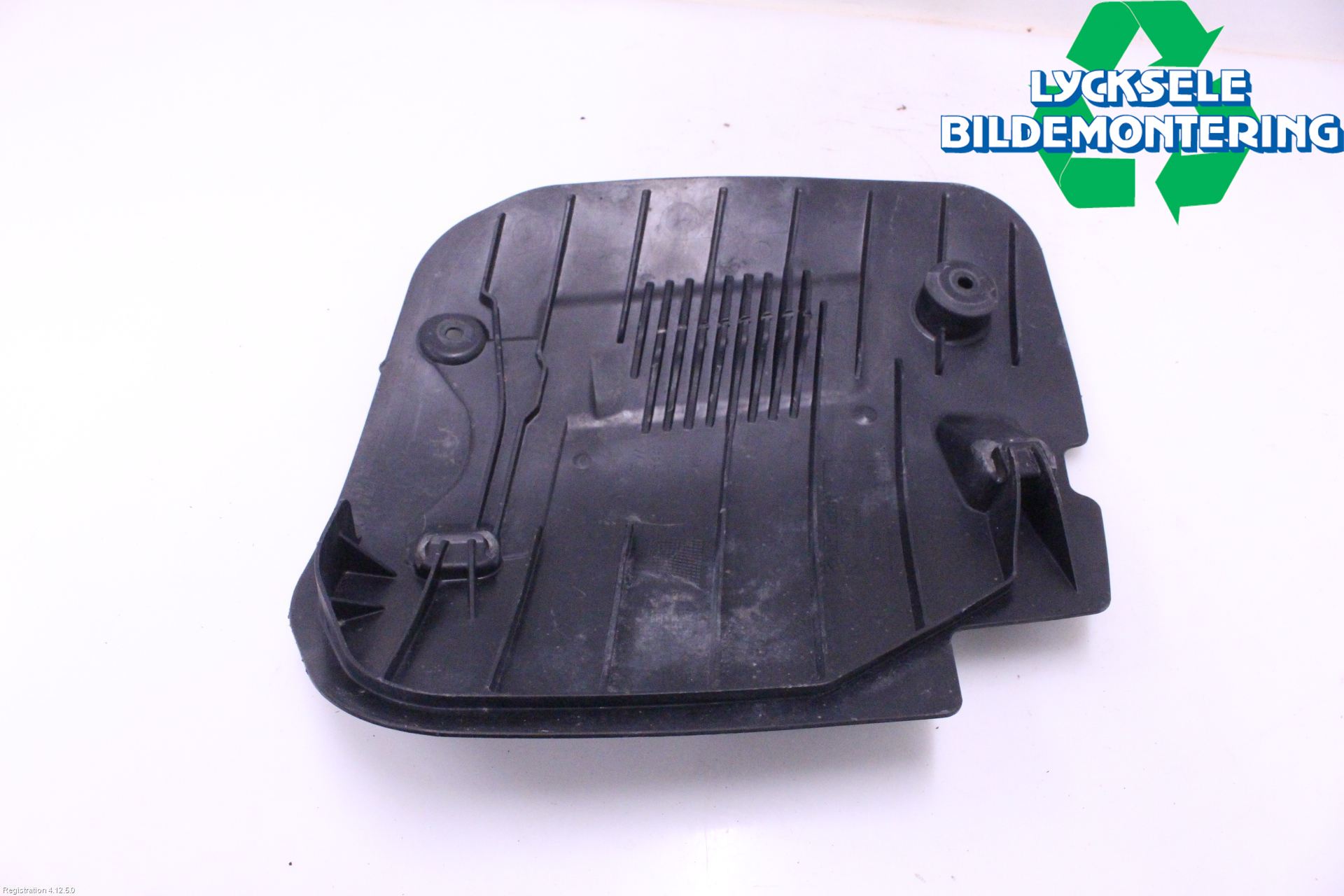 BMW 5 G30/G31/F90 17-23 Hasplåt Plåt-Plast