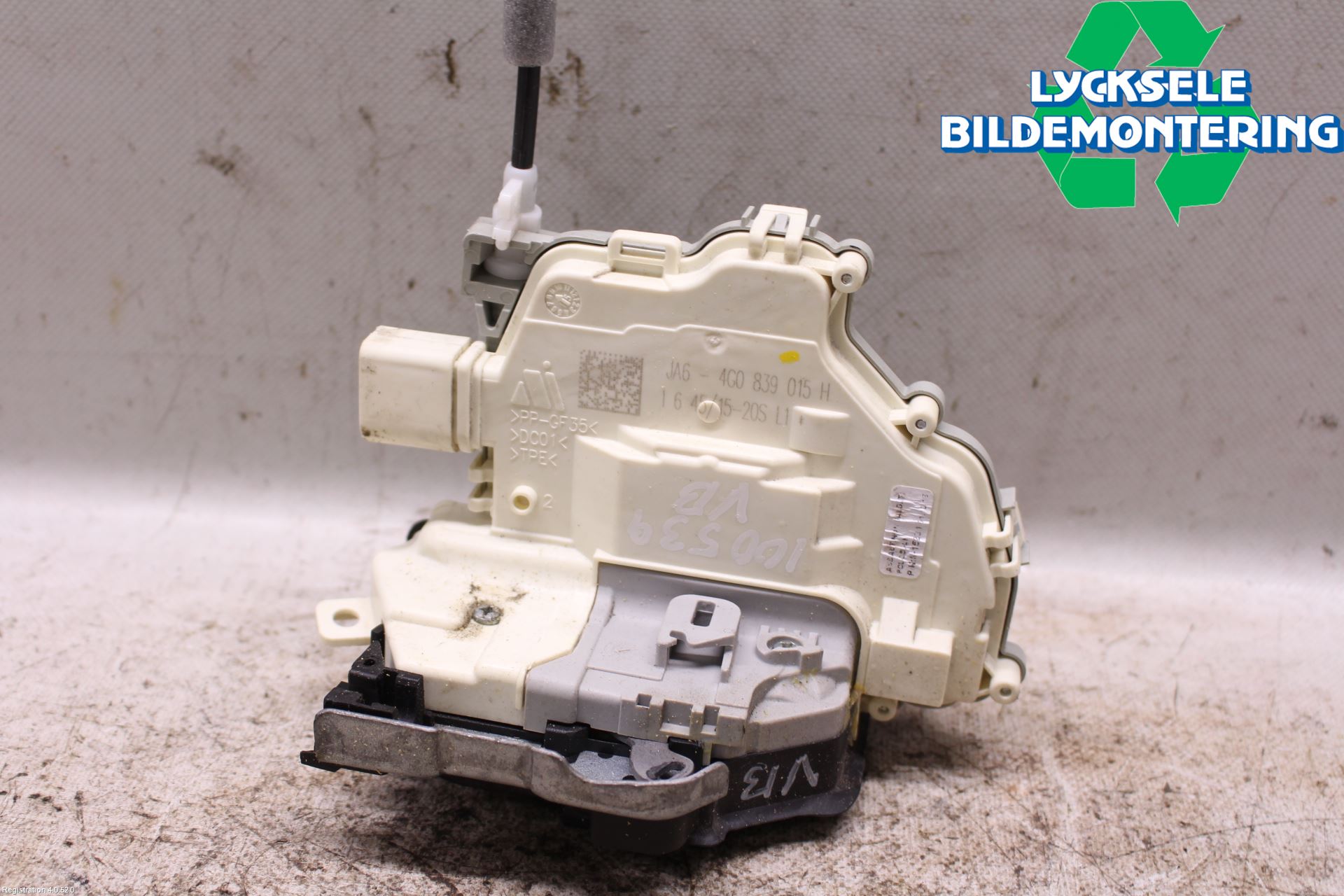 Audi A4/S4 B9 16-19 Låskista-Dörrlås