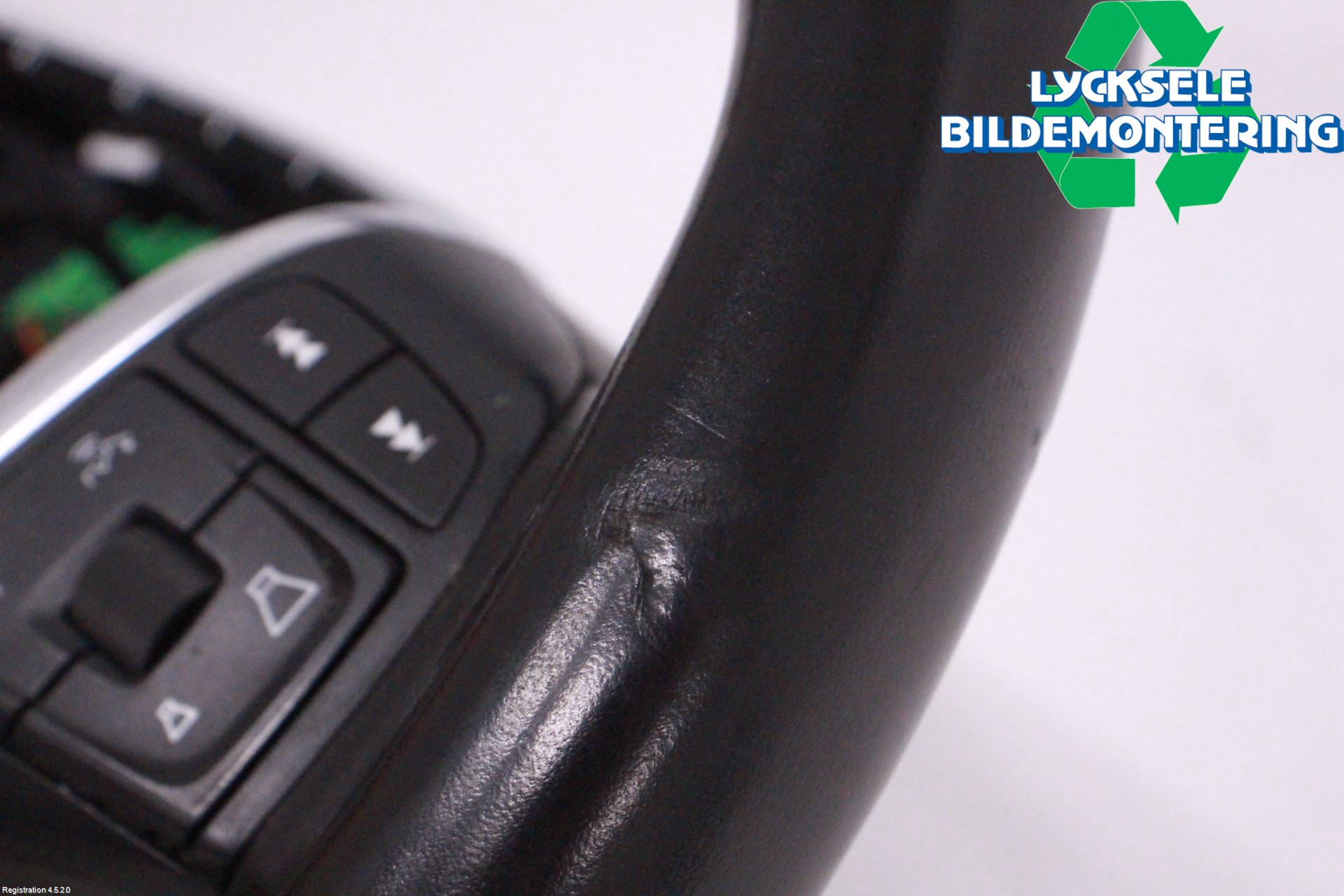 Volvo XC70 14-16 Ratt