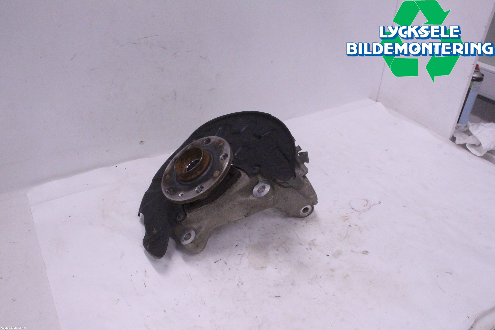 Volkswagen VW TIGUAN 16-24 Styrspindel Lagerhus Hö