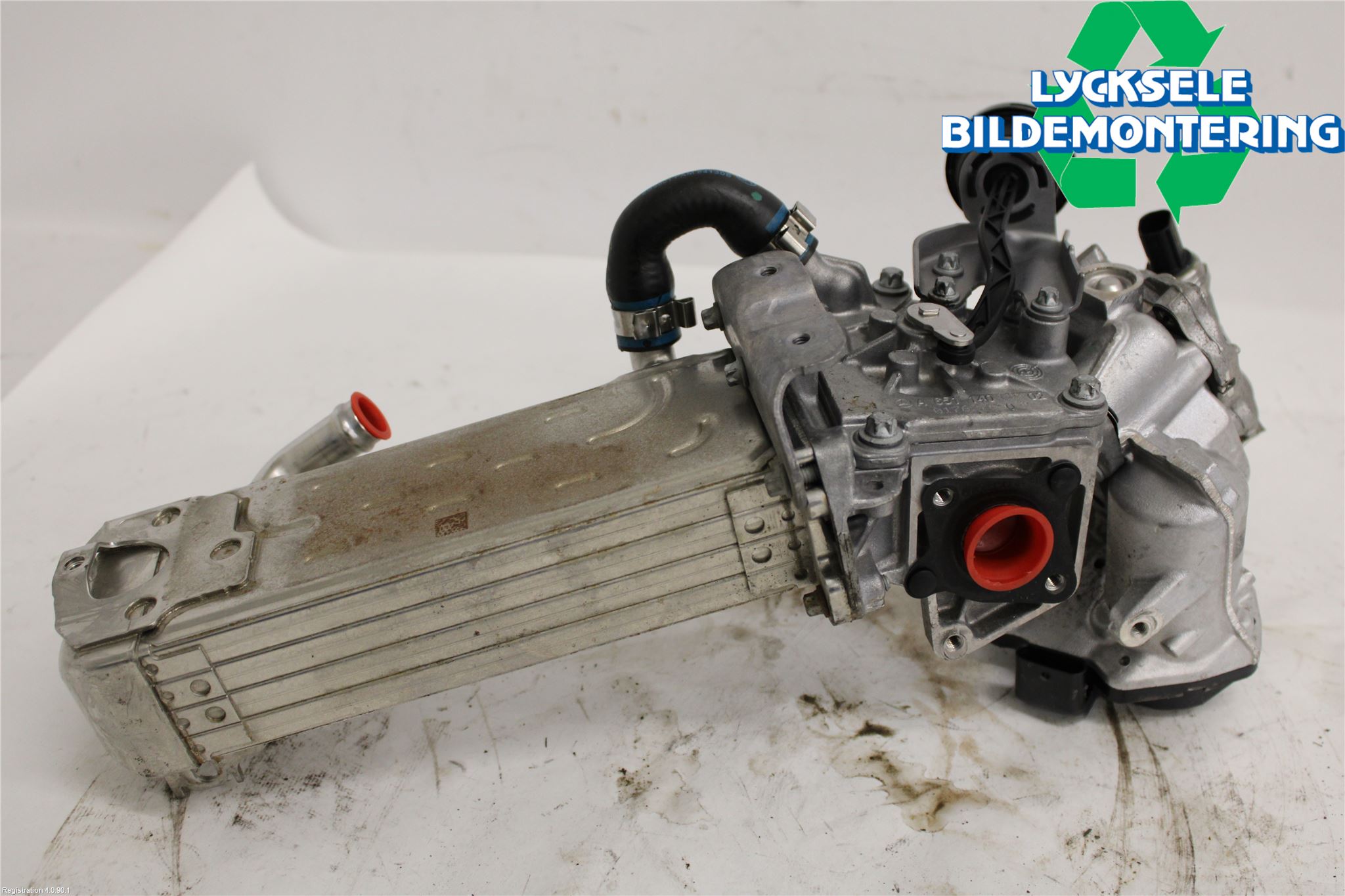 Mercedes-Benz MB E-KLASS (W212) 09-16 Avgaskylare