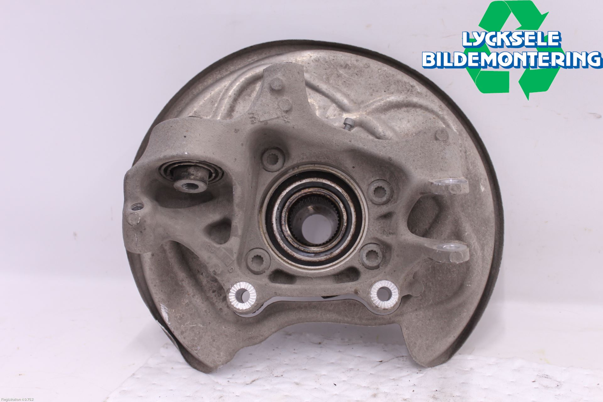 Audi A6 F2/C8 19- Hjullagerhus Bak Vä