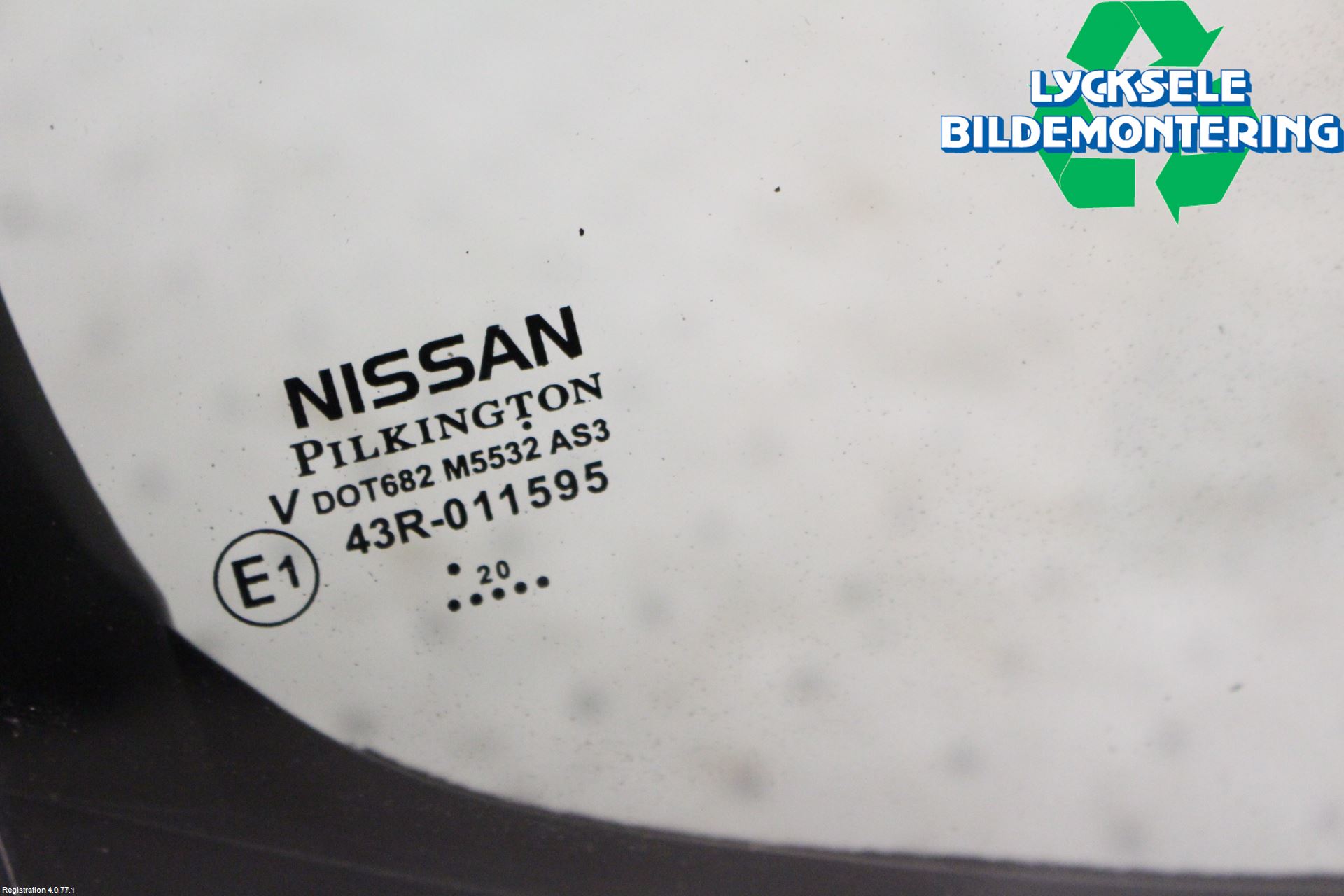 Nissan LEAF 18- Dörruta Bak Lilla Hö