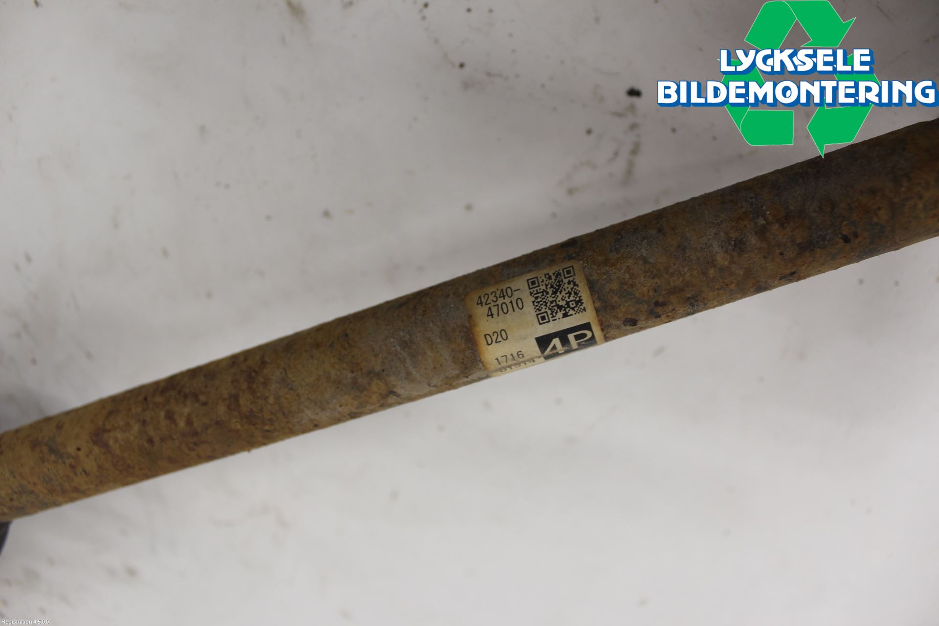 Toyota YARIS CROSS XP21 21- Drivaxel Bak Vänster