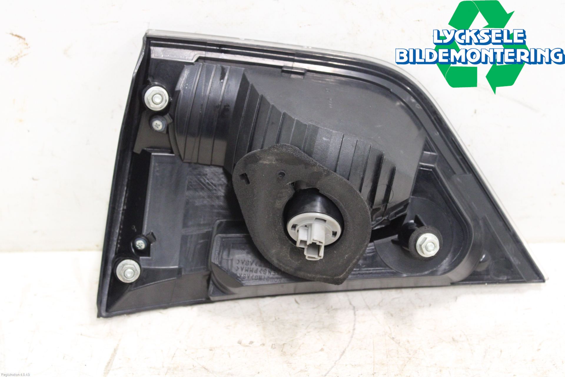 Mitsubishi OUTLANDER 07-12 Bakljus Lucka Vä