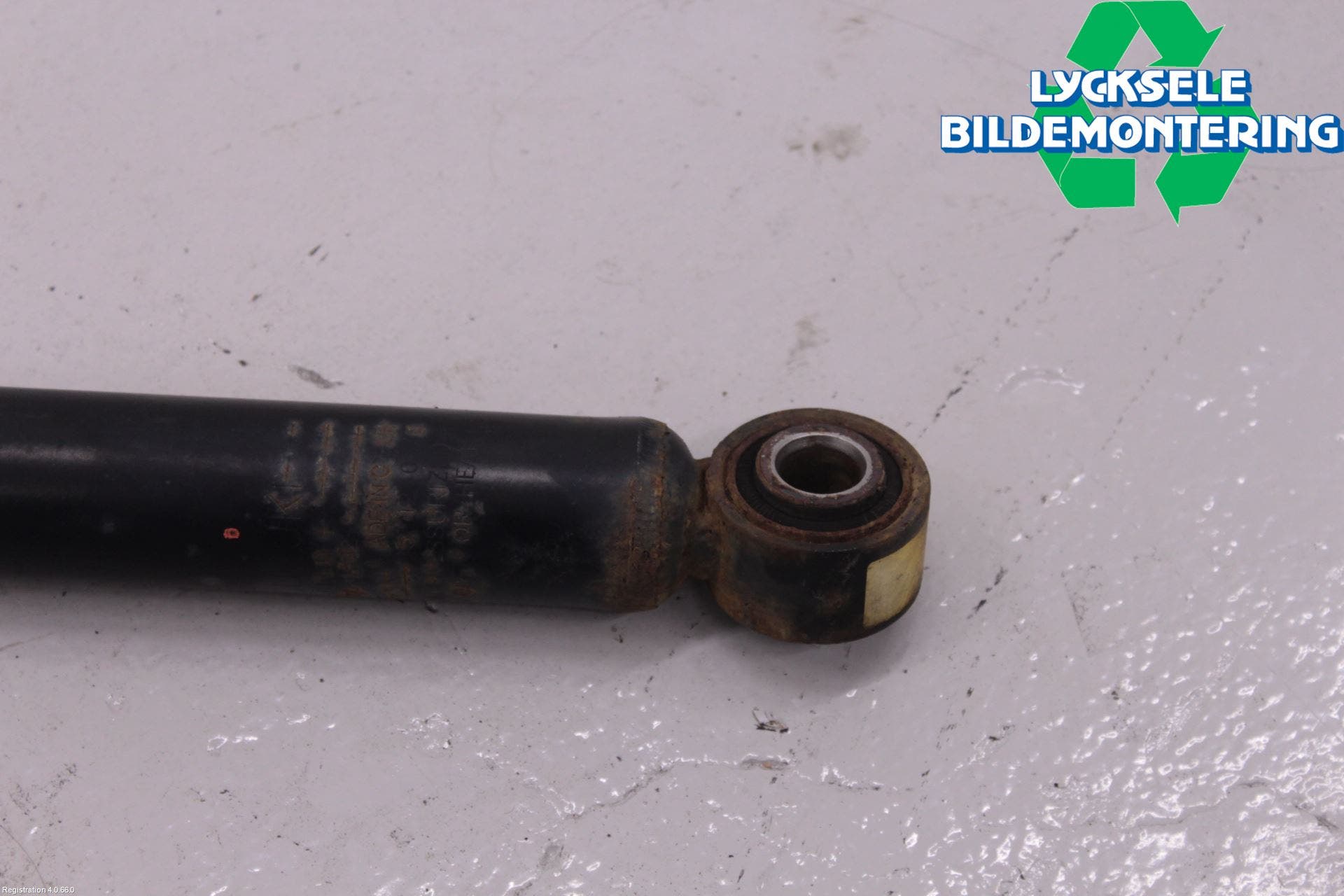 Suzuki SX4 S-CROSS 14-21 Stötdämpare Bak