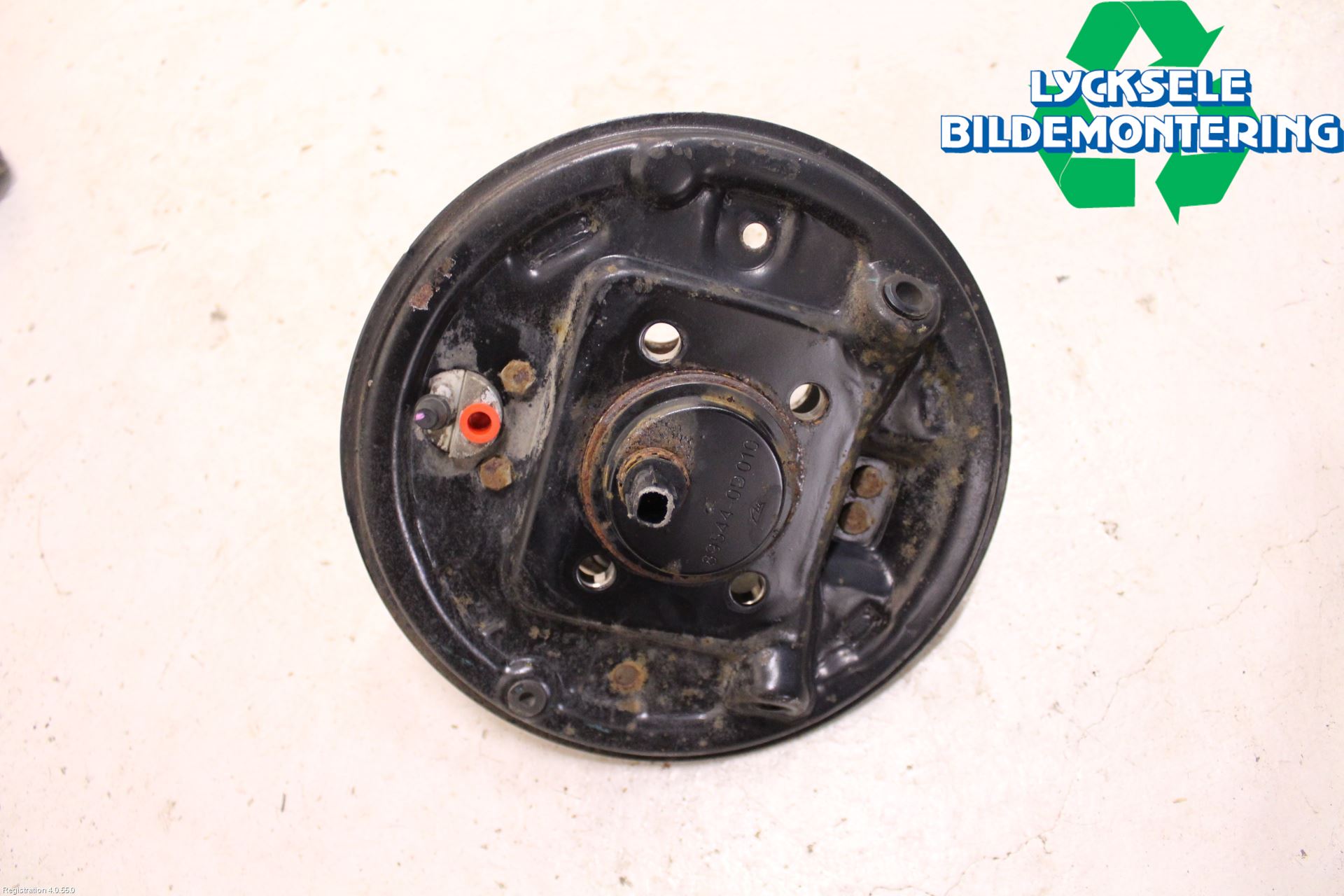 Toyota YARIS XP130 12-14 Nav Bak