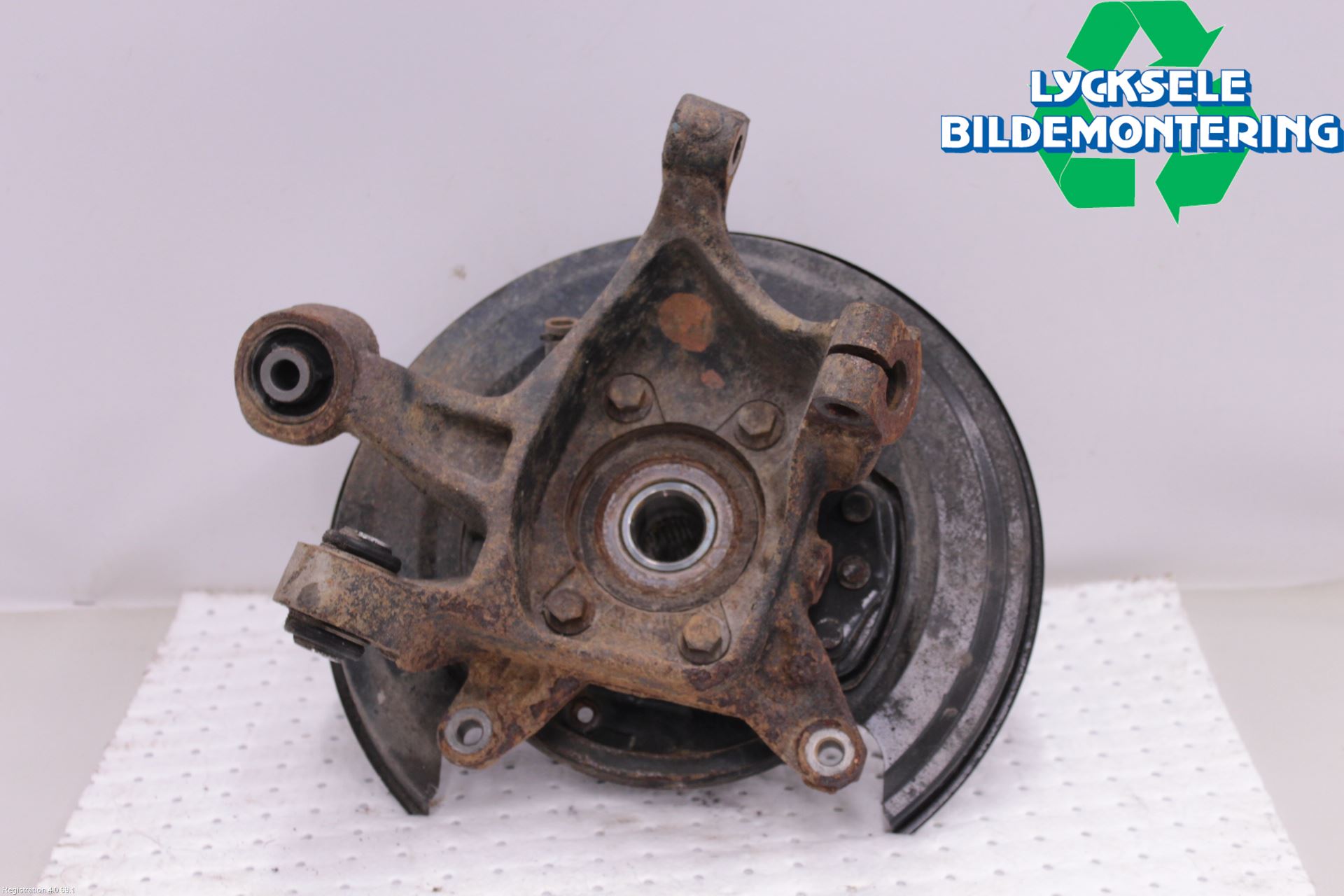 Subaru OUTBACK 10-15 Hjullagerhus-Spindel Hö B