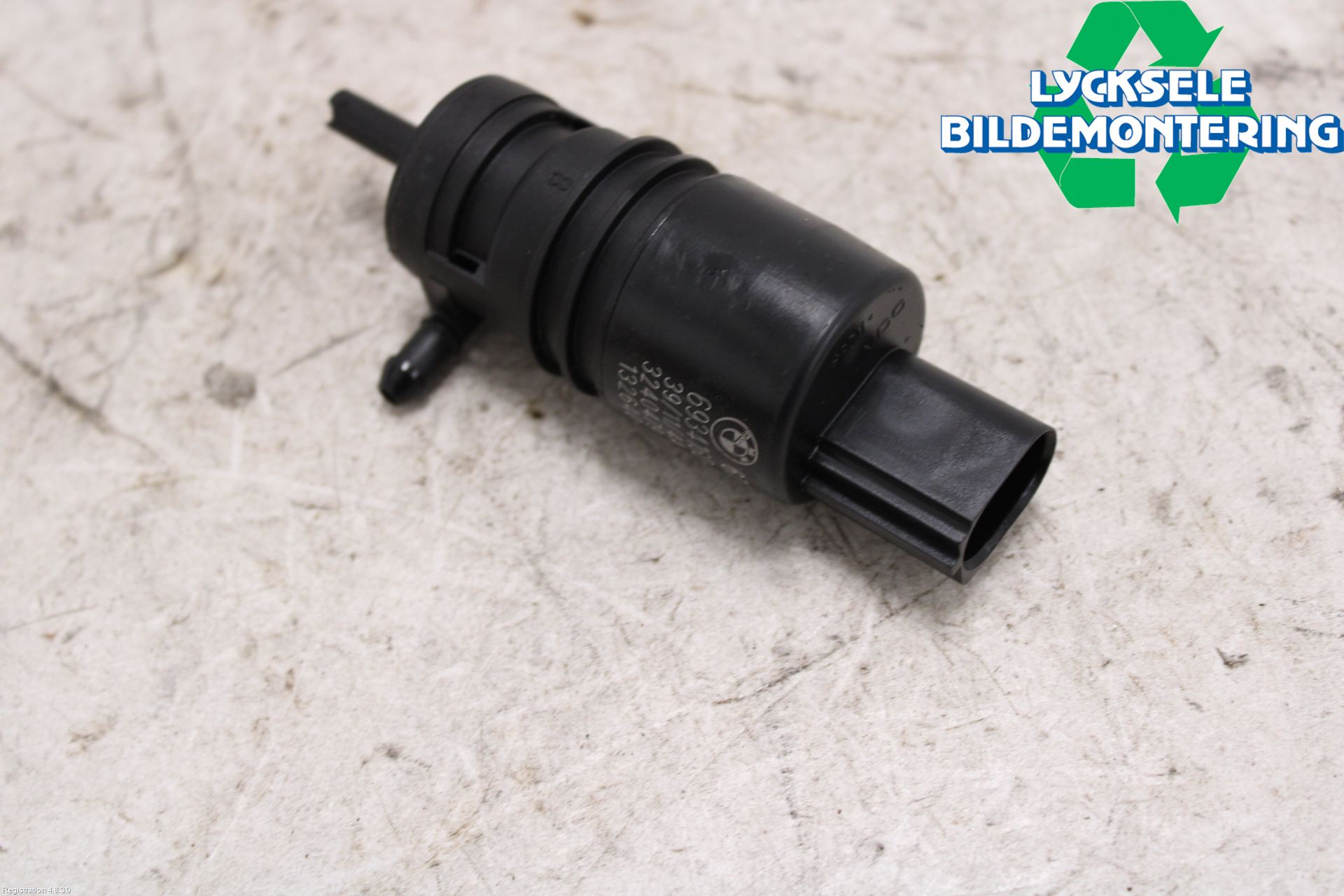 BMW 5 F10/F11/F18 09-17 Spolarpump Vindruta