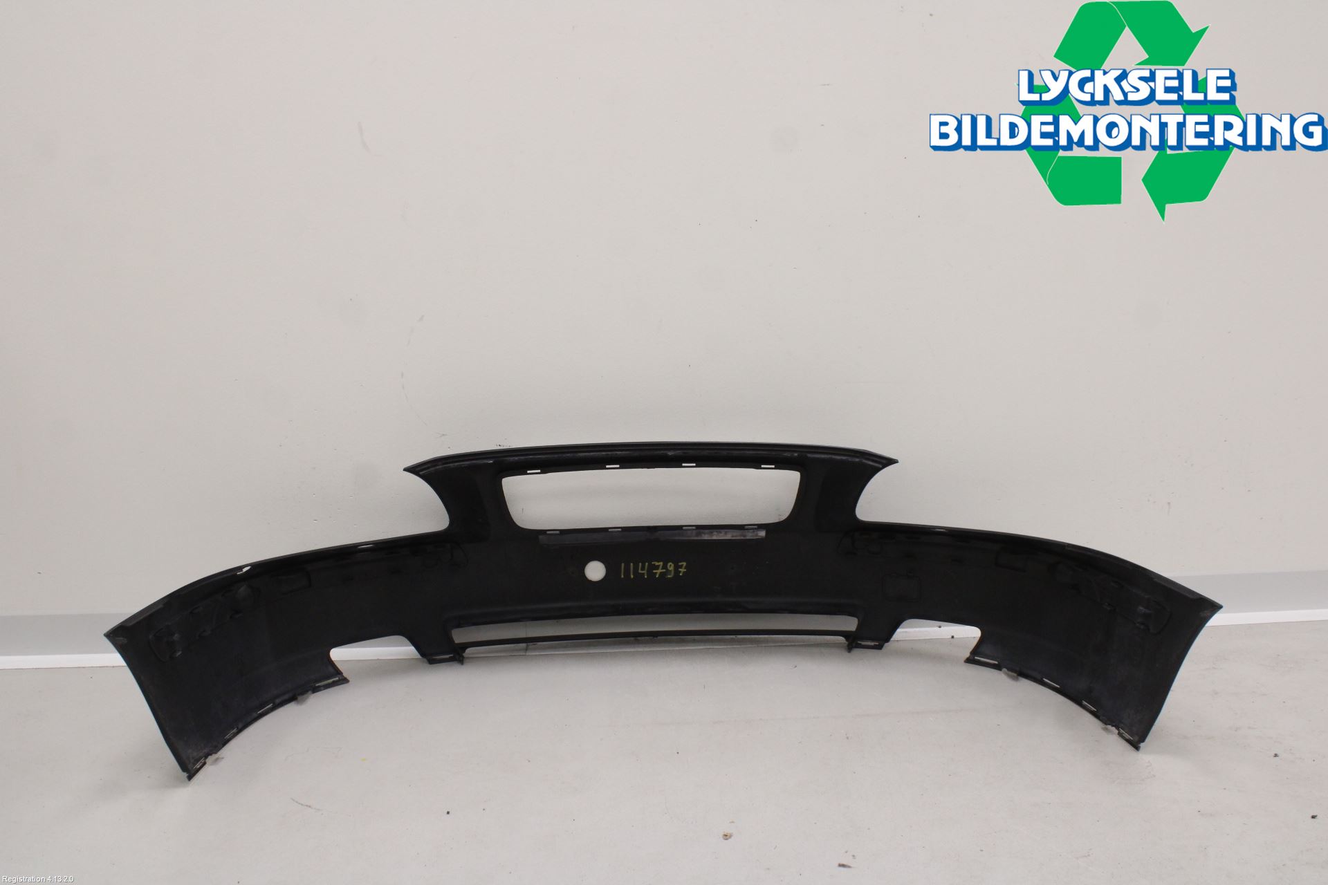 Volvo V70 05-08 Stötfångarbeklädnad Fram